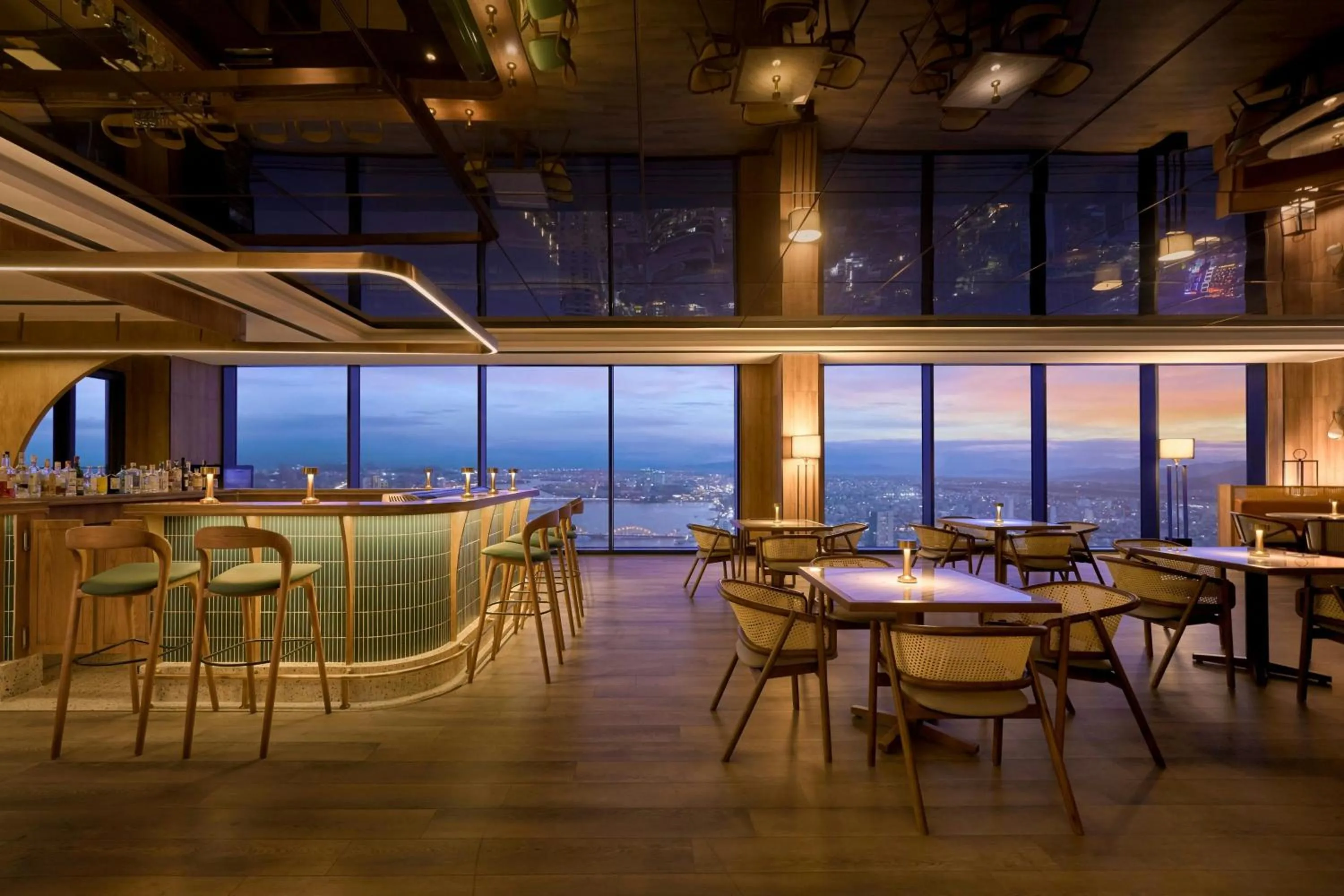 Lounge or bar in Marriott Executive Apartments Danang, Han River