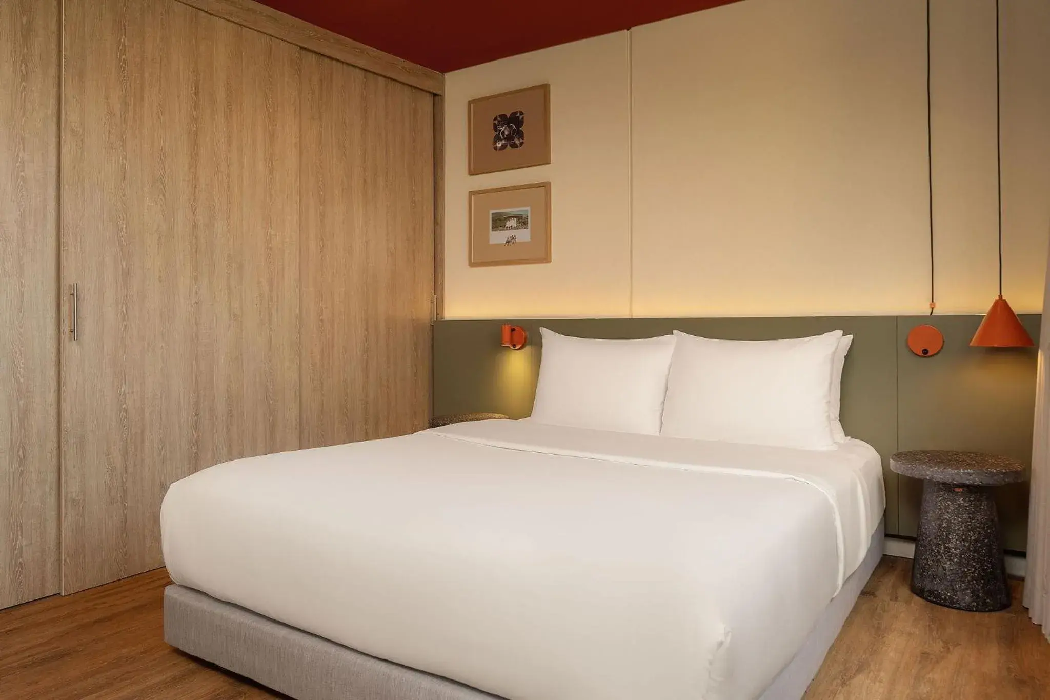Standard Queen Room with City View in Loma, Medellin, a Tribute Portfolio Hotel Standard Queen Room with City View in Loma, Medellin, a Tribute Portfolio Hotel