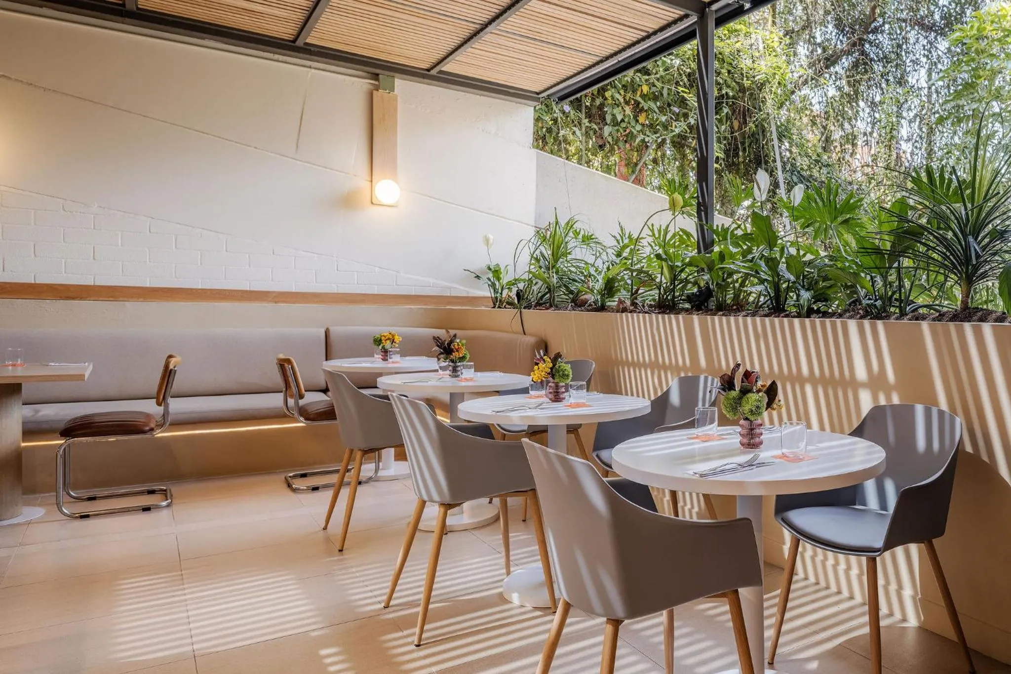 Breakfast in Loma, Medellin, a Tribute Portfolio Hotel