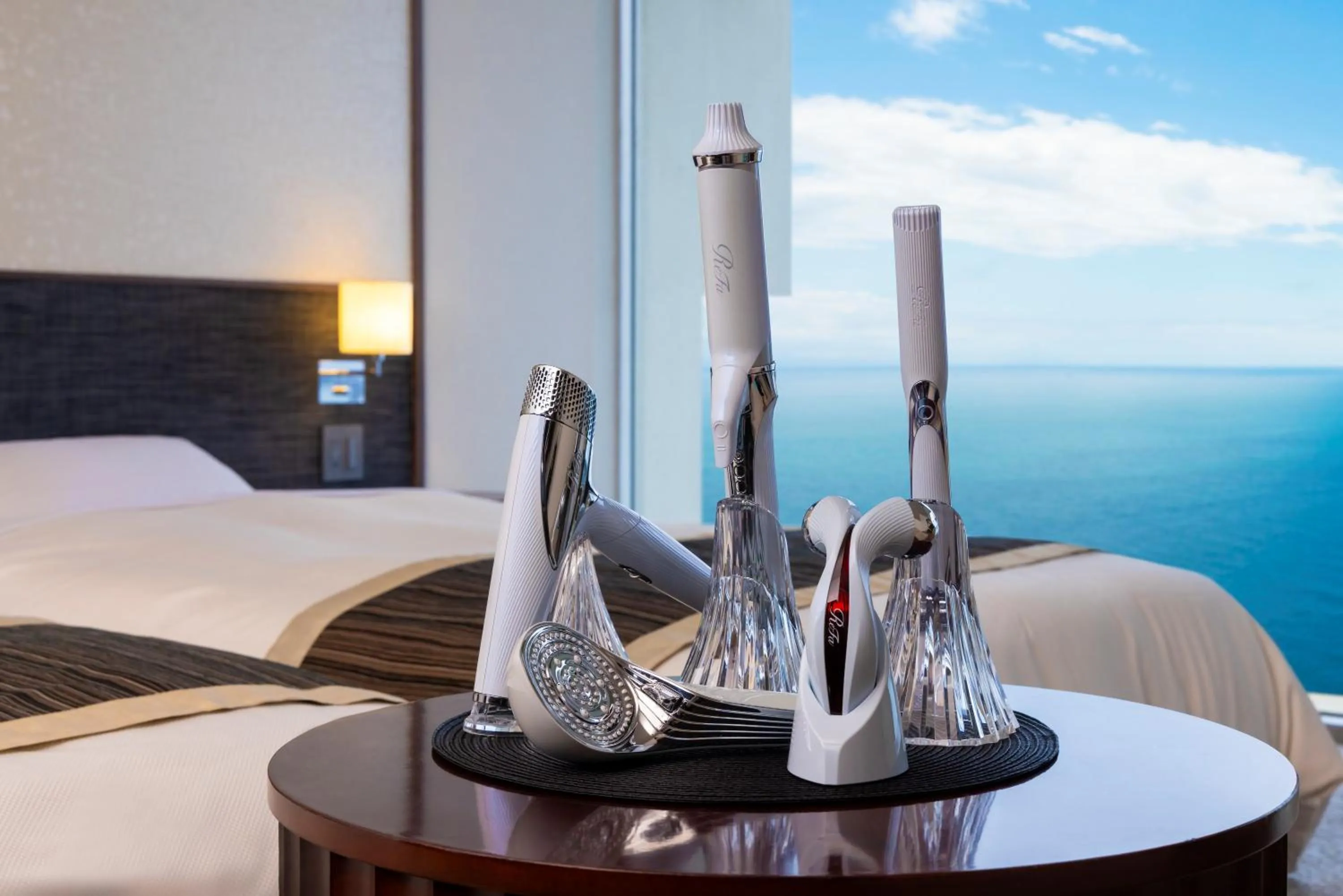 Photo of the whole room, Bed in Kamogawa Grand Hotel