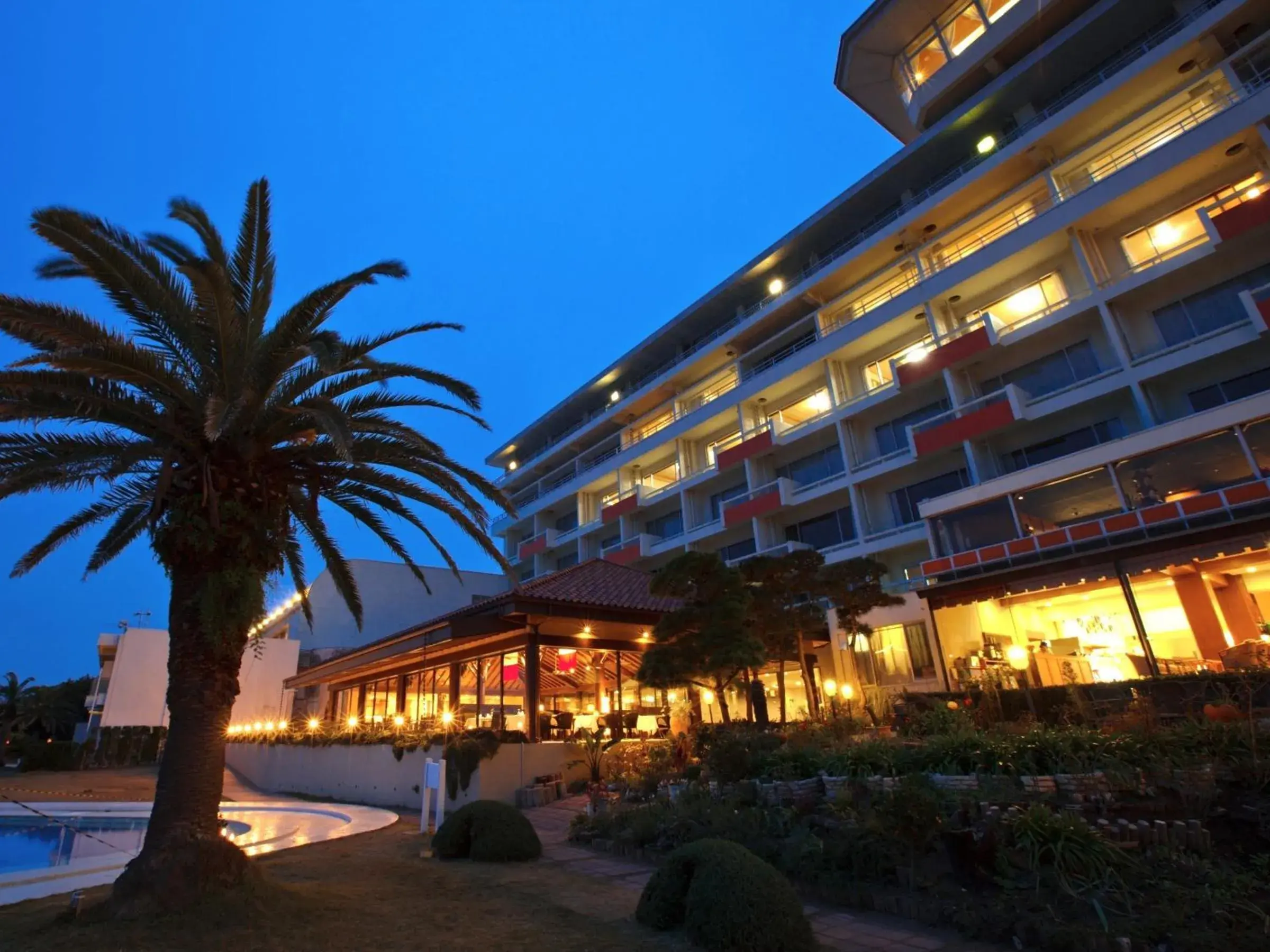 Facade/entrance in Kamogawa Grand Hotel Facade/entrance in Kamogawa Grand Hotel