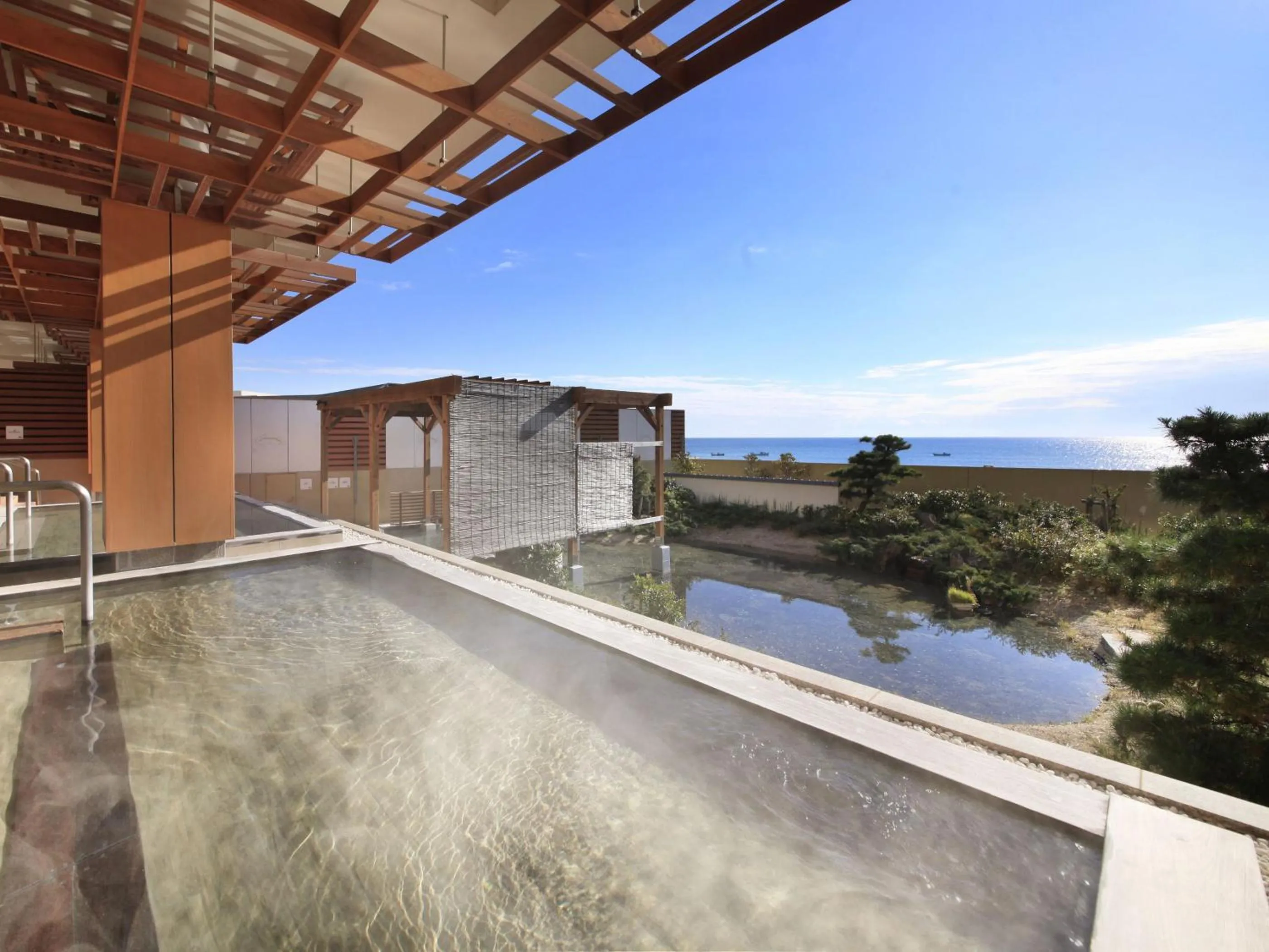 Public Bath in Kamogawa Grand Hotel