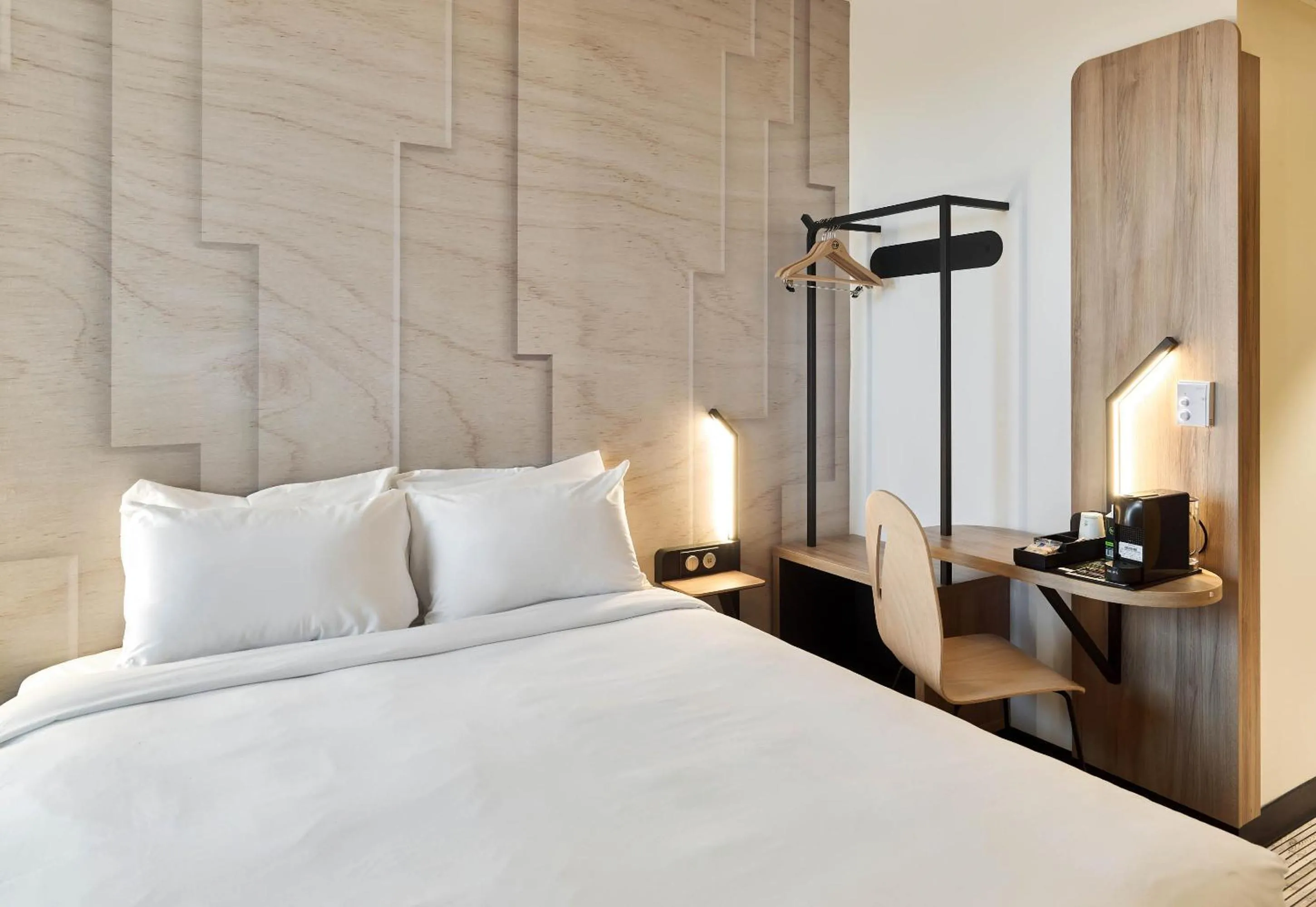 Quadruple Room in B&B HOTEL Rennes Liffré