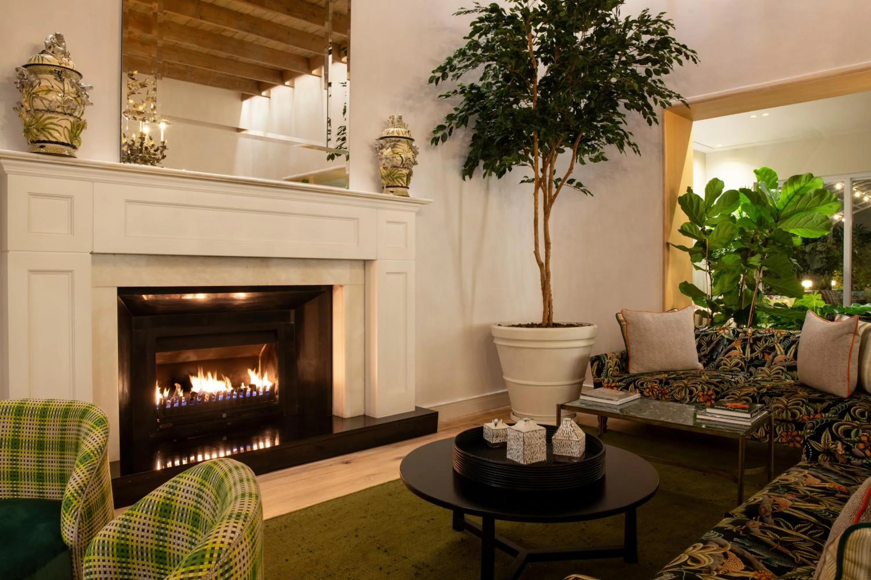 Lounge or bar in The Cellars-Hohenort