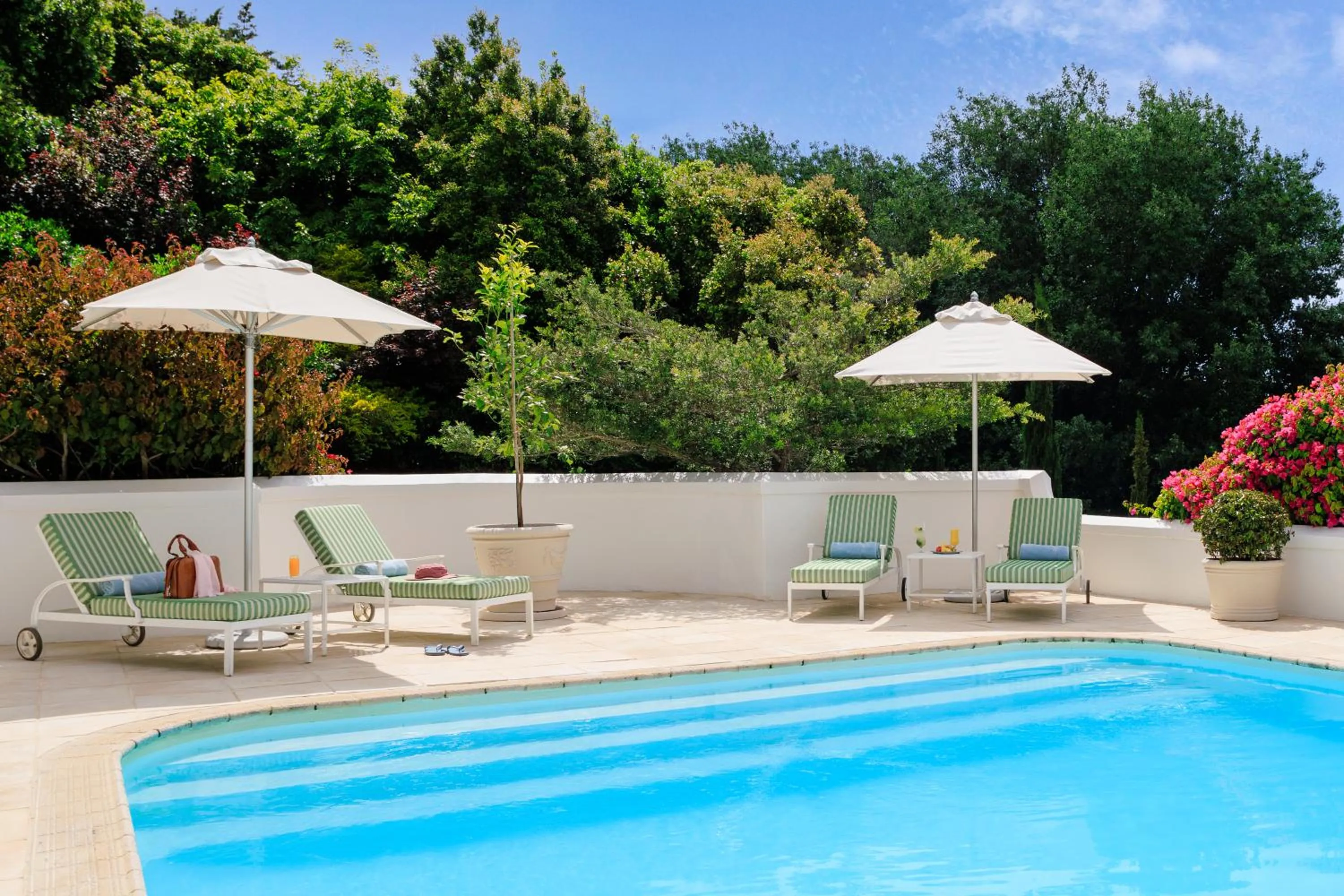 Swimming pool in The Cellars-Hohenort