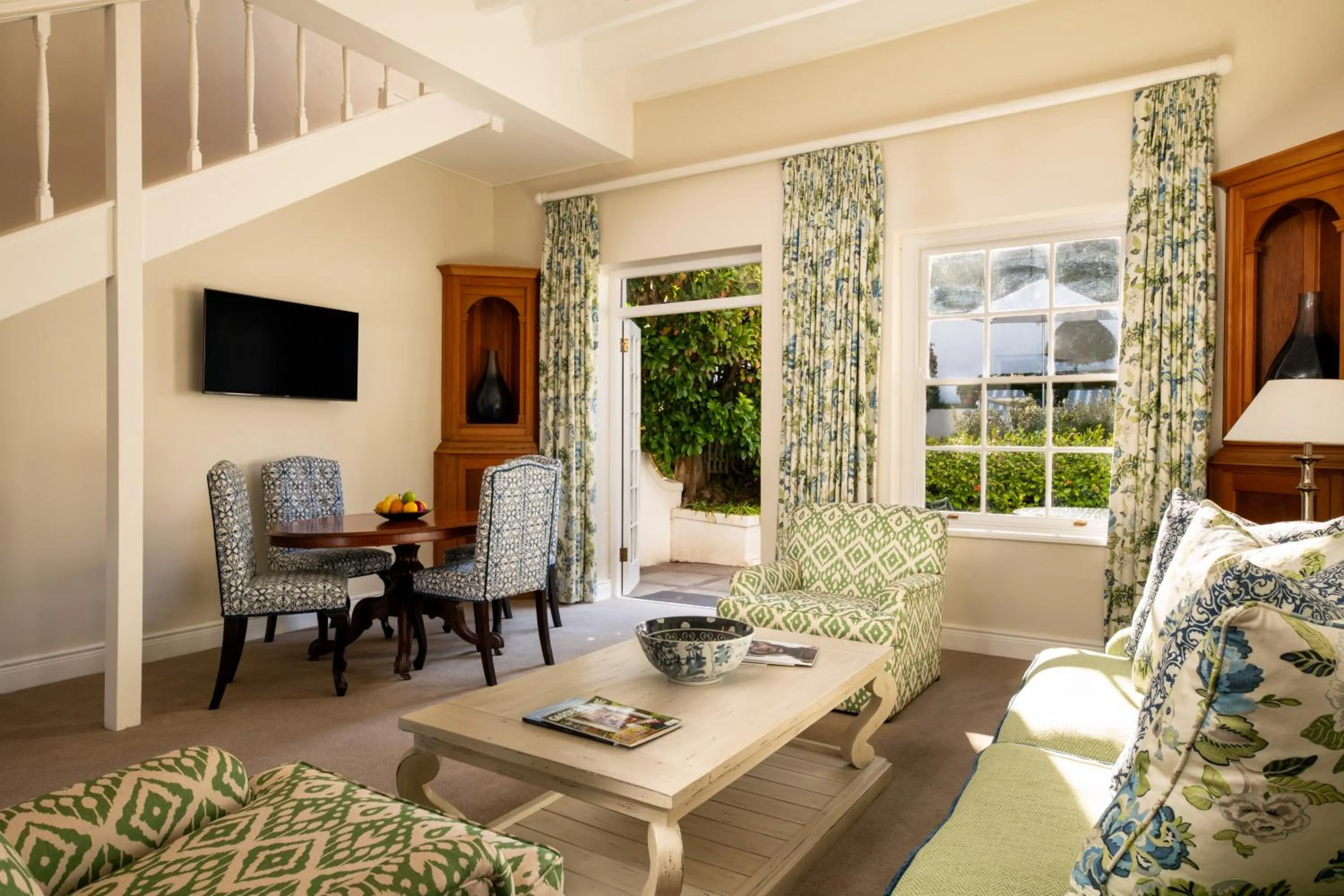 Living room in The Cellars-Hohenort