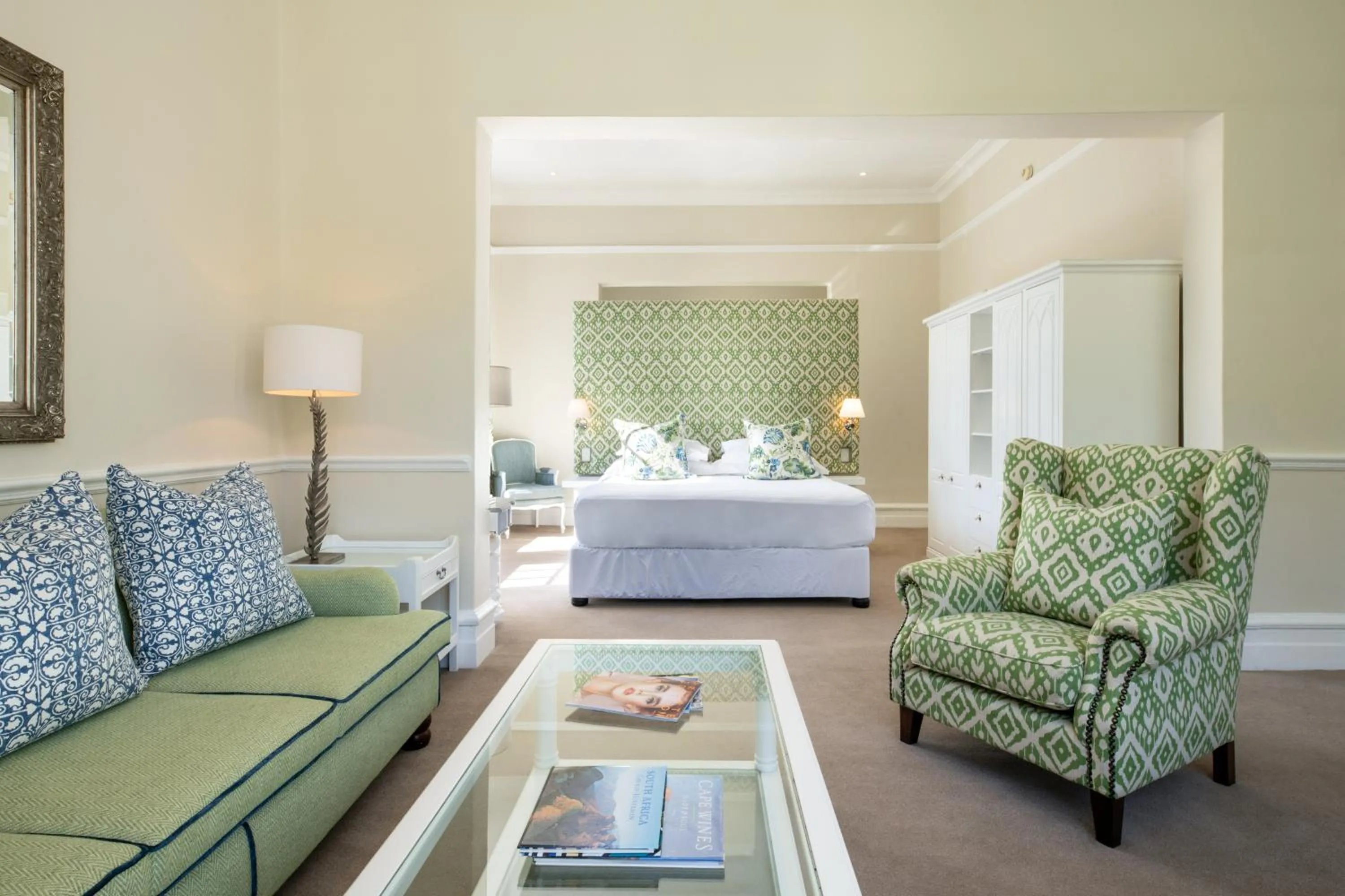 Photo of the whole room, Bed in The Cellars-Hohenort