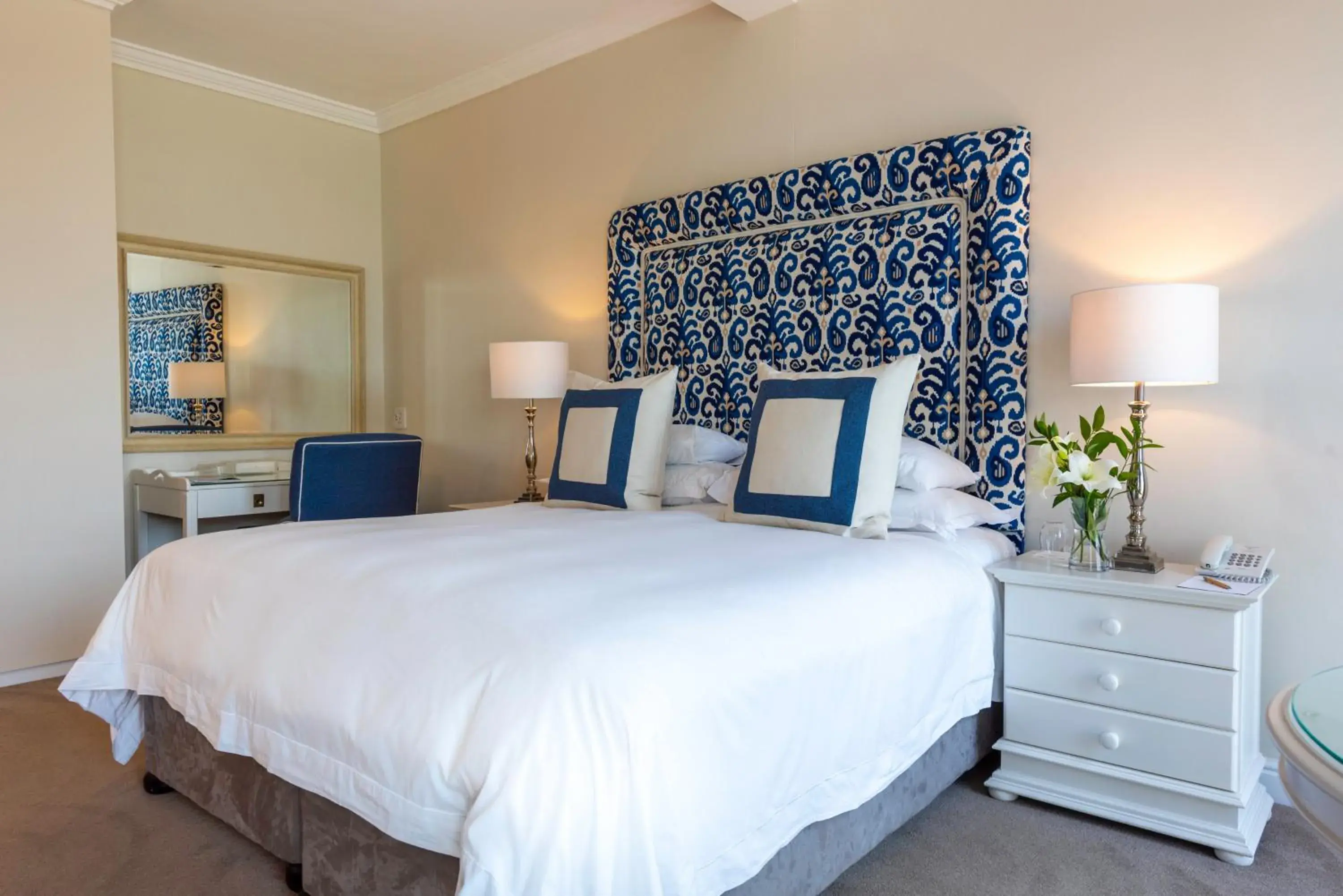 Pool view, Bed in The Plettenberg Hotel Pool view, Bed in The Plettenberg Hotel