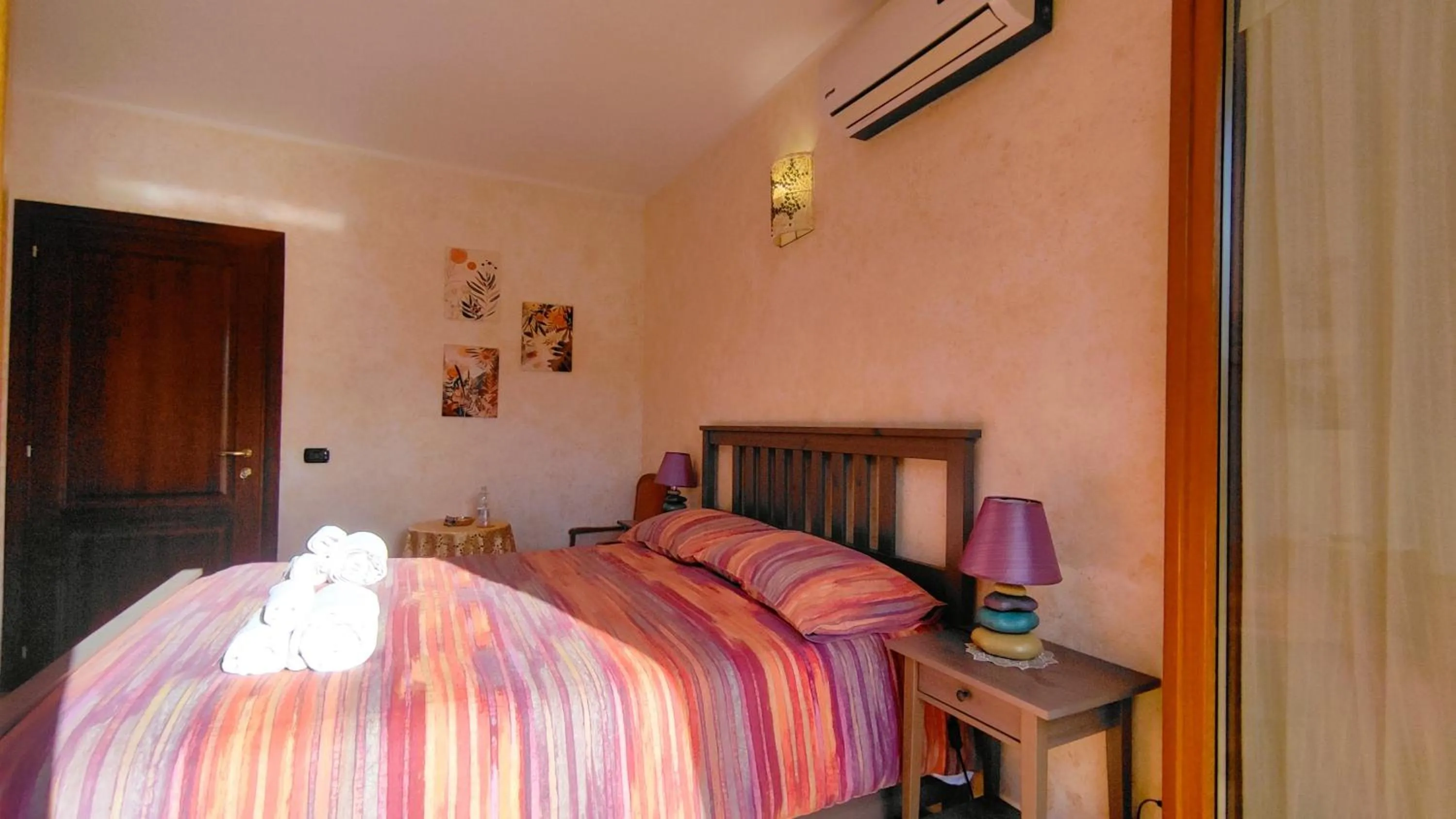 Bedroom, Bed in Grotta Delle Fate