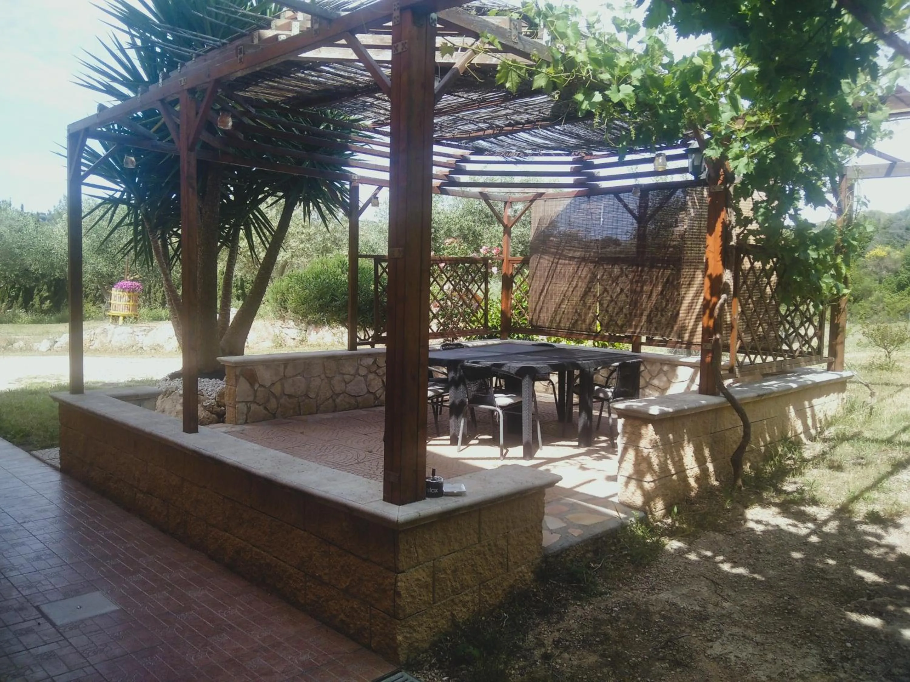 Restaurant/places to eat in Grotta Delle Fate