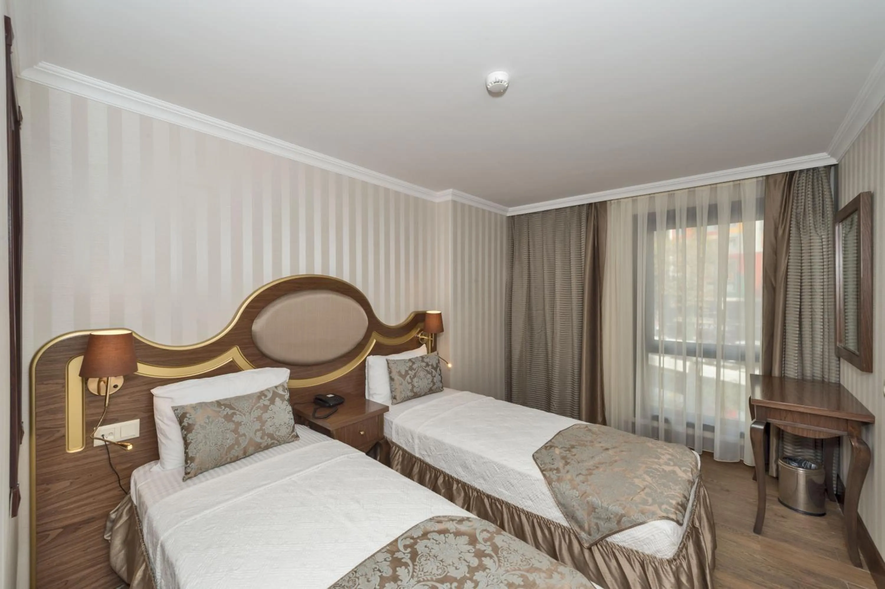 Bed in The Central Hotel