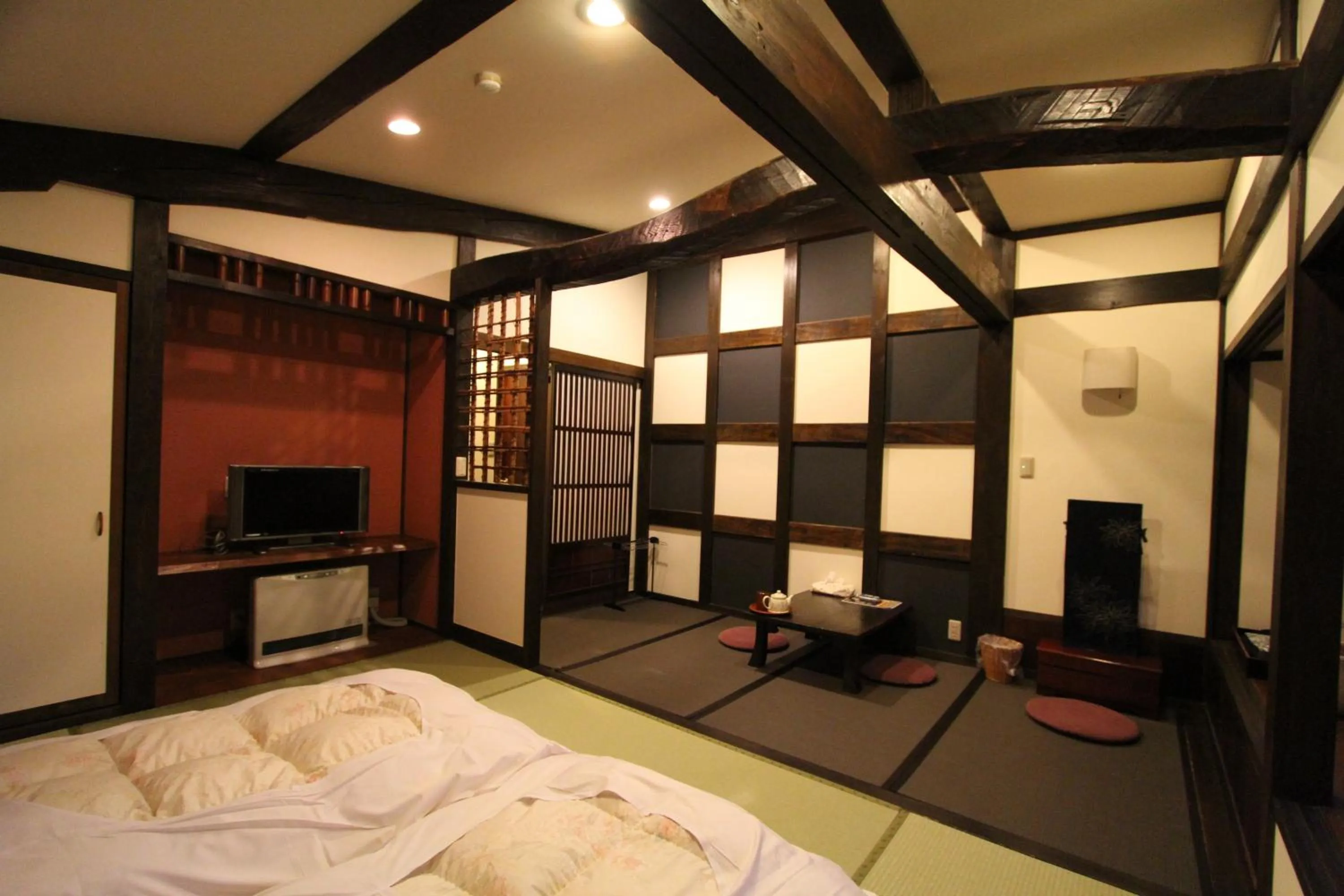 Photo of the whole room in Minshuku Takizawa