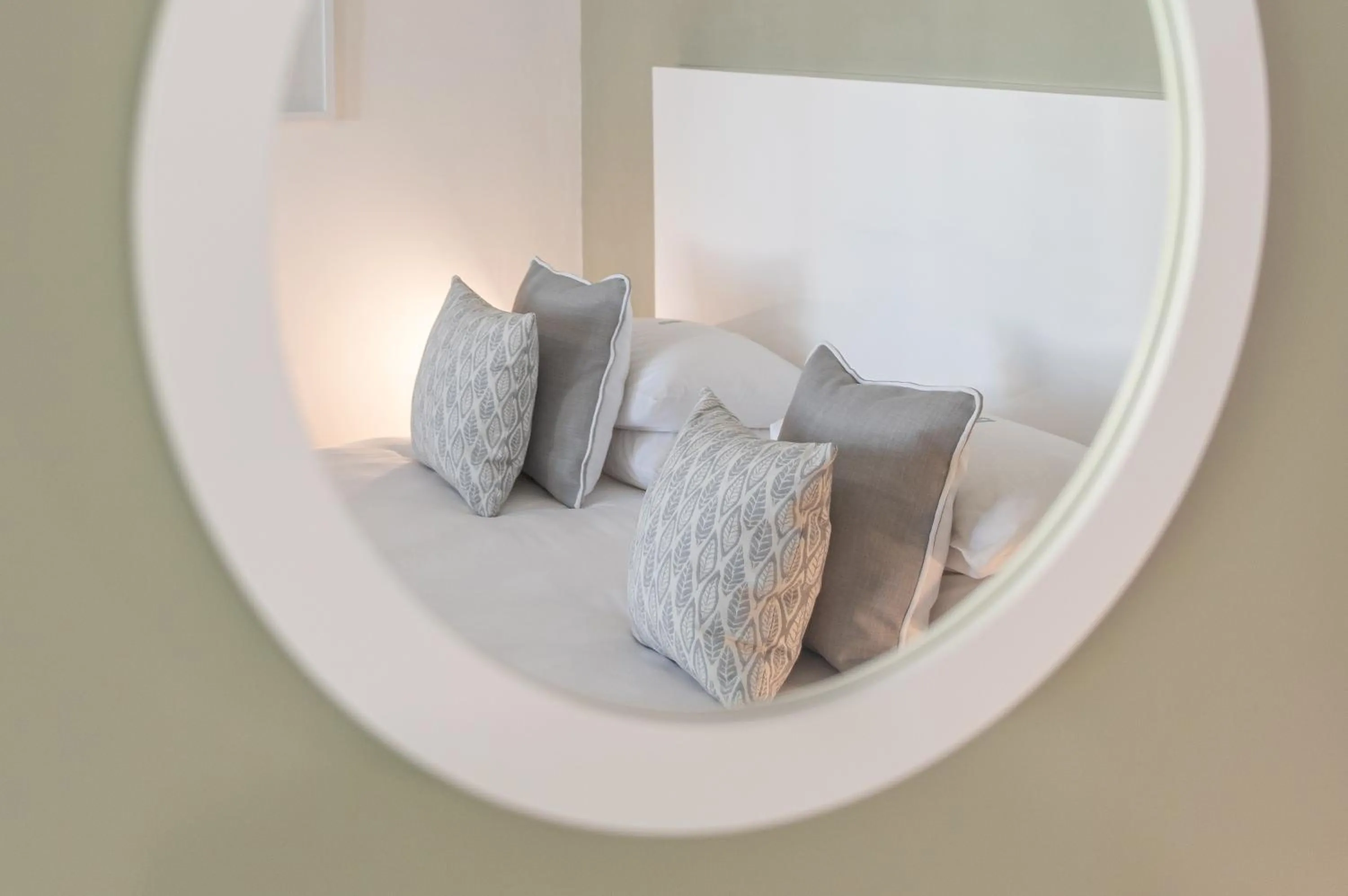 Decorative detail, Bed in Ballinderry, The Robertson Guest House