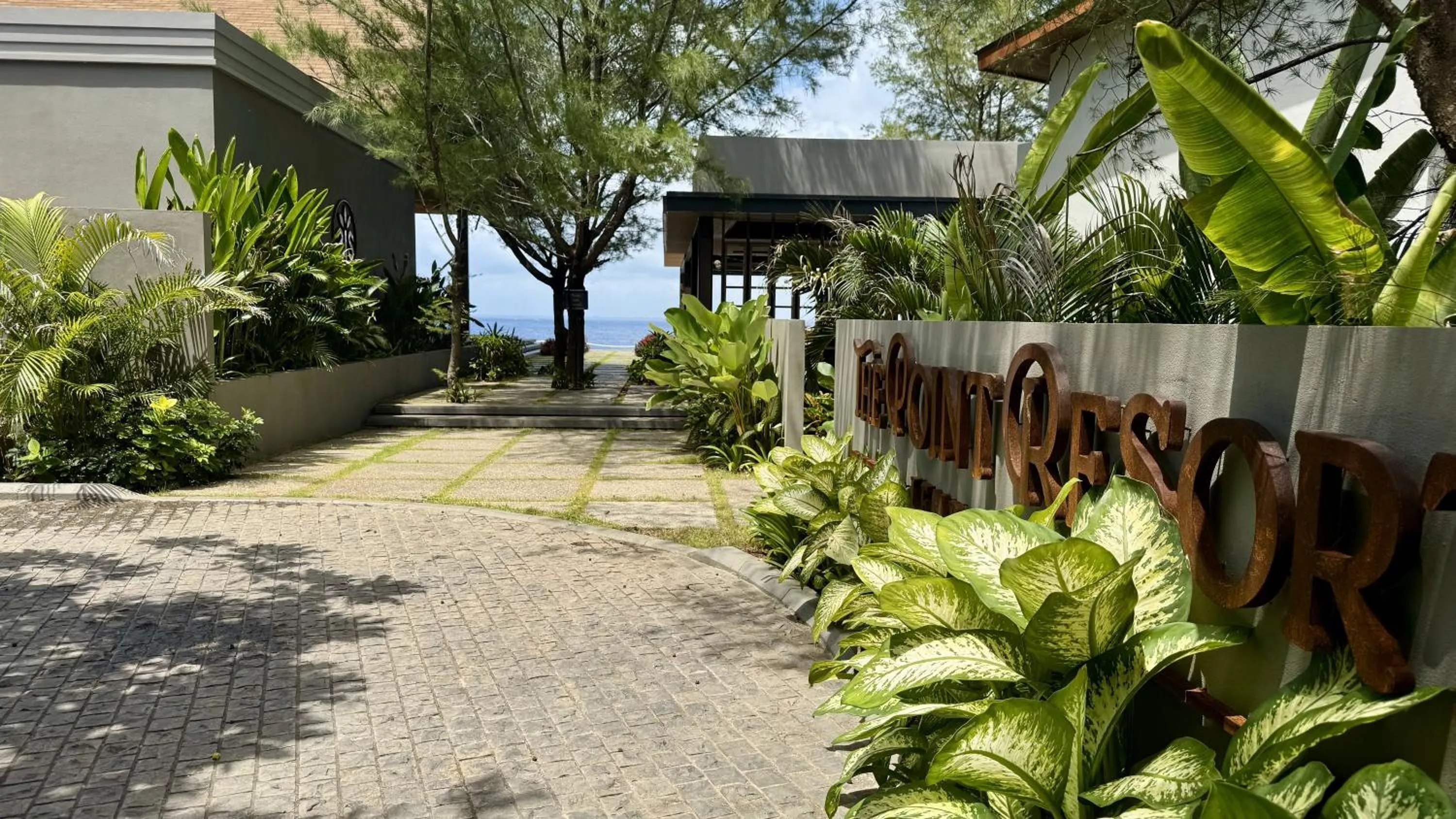 Facade/entrance in The Point Resort Lembongan
