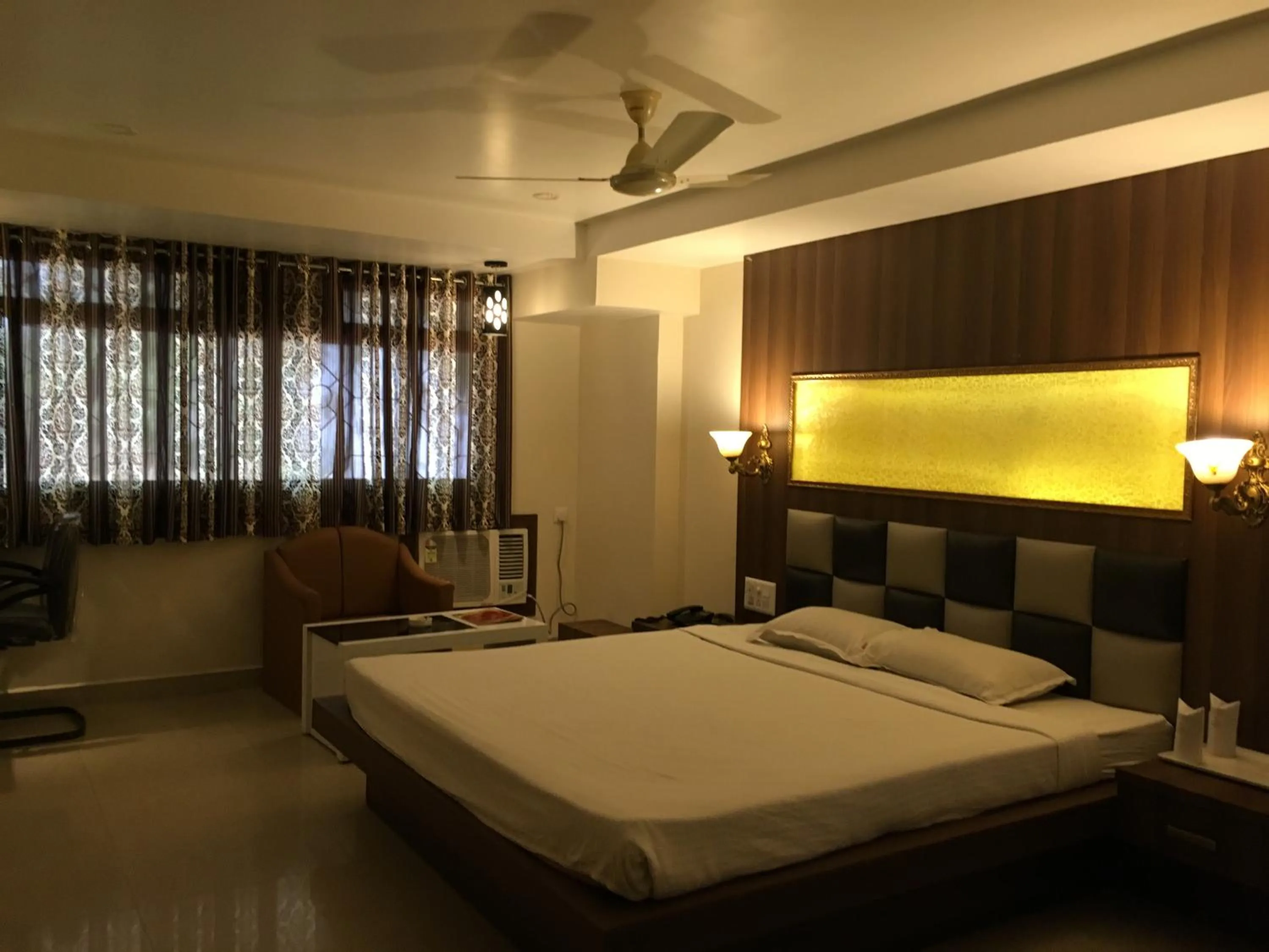 Bed in Hotel Grand Arjun