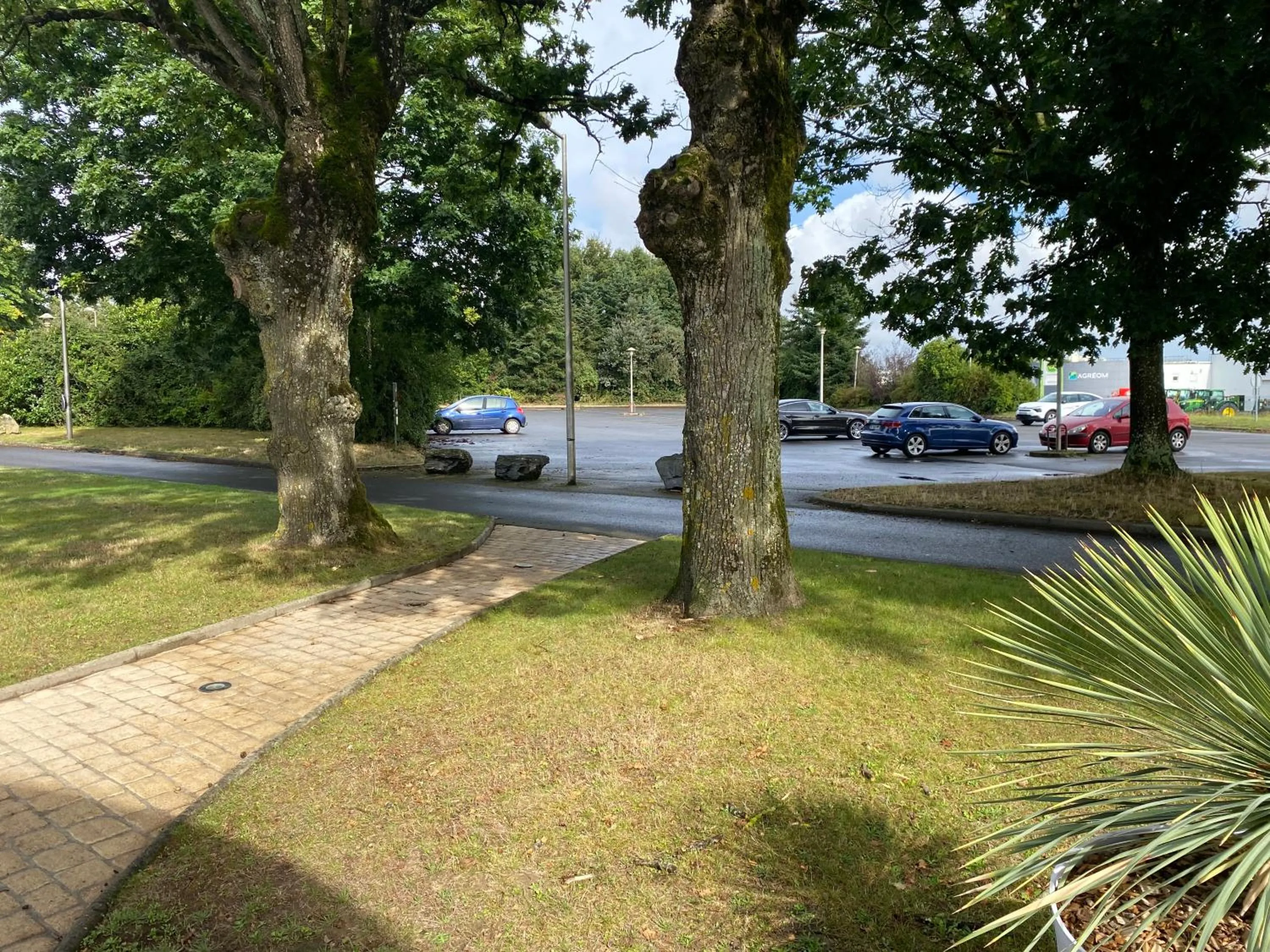 Spring in The Originals City, Logis d'Elbée, Cholet Nord