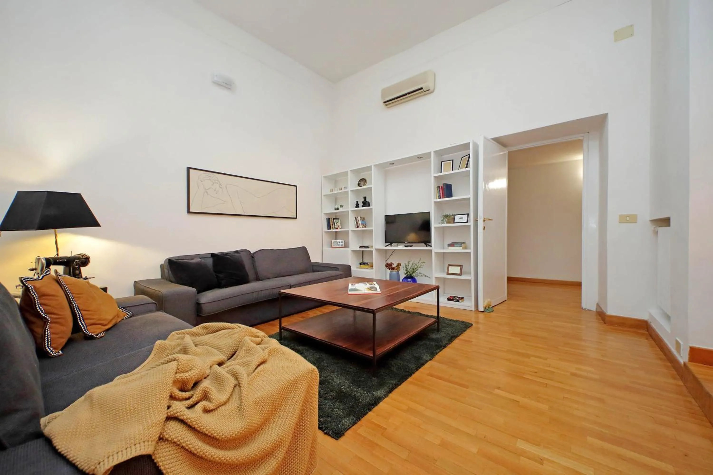 Amleto Apartments
