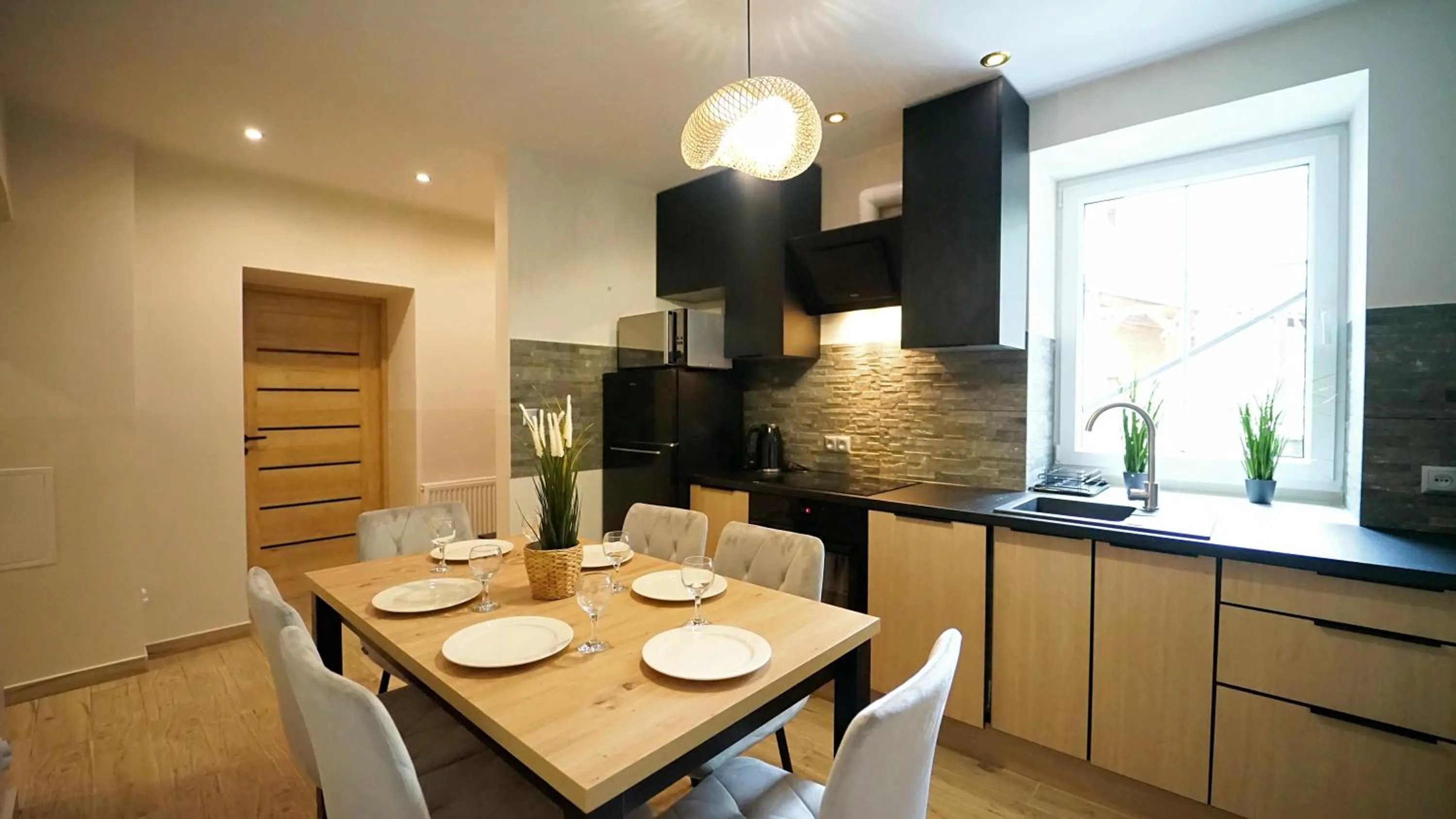 kitchen in Apartamenty EverySky - Karkonoska 30