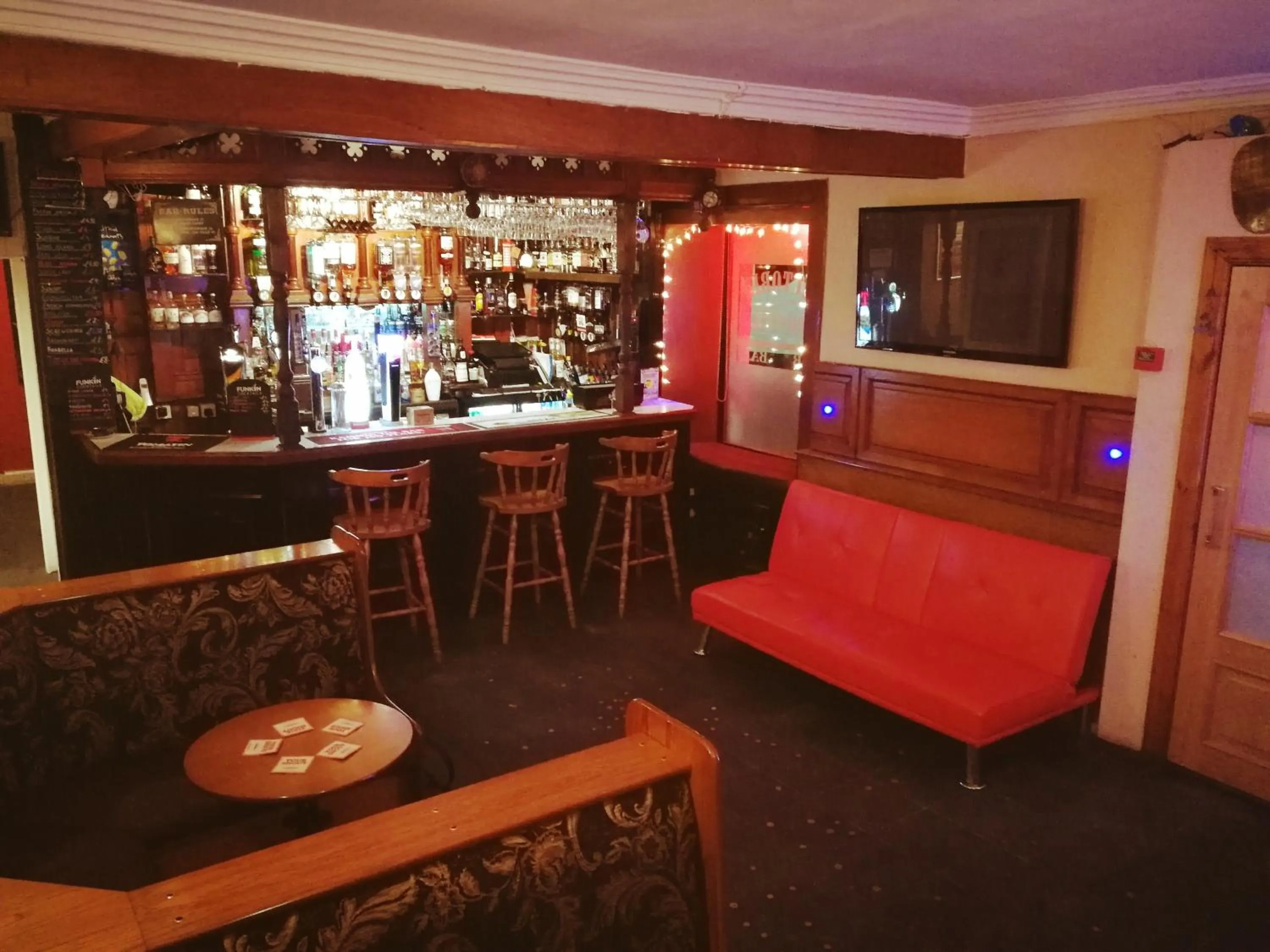 Lounge or bar in Victoria Hotel