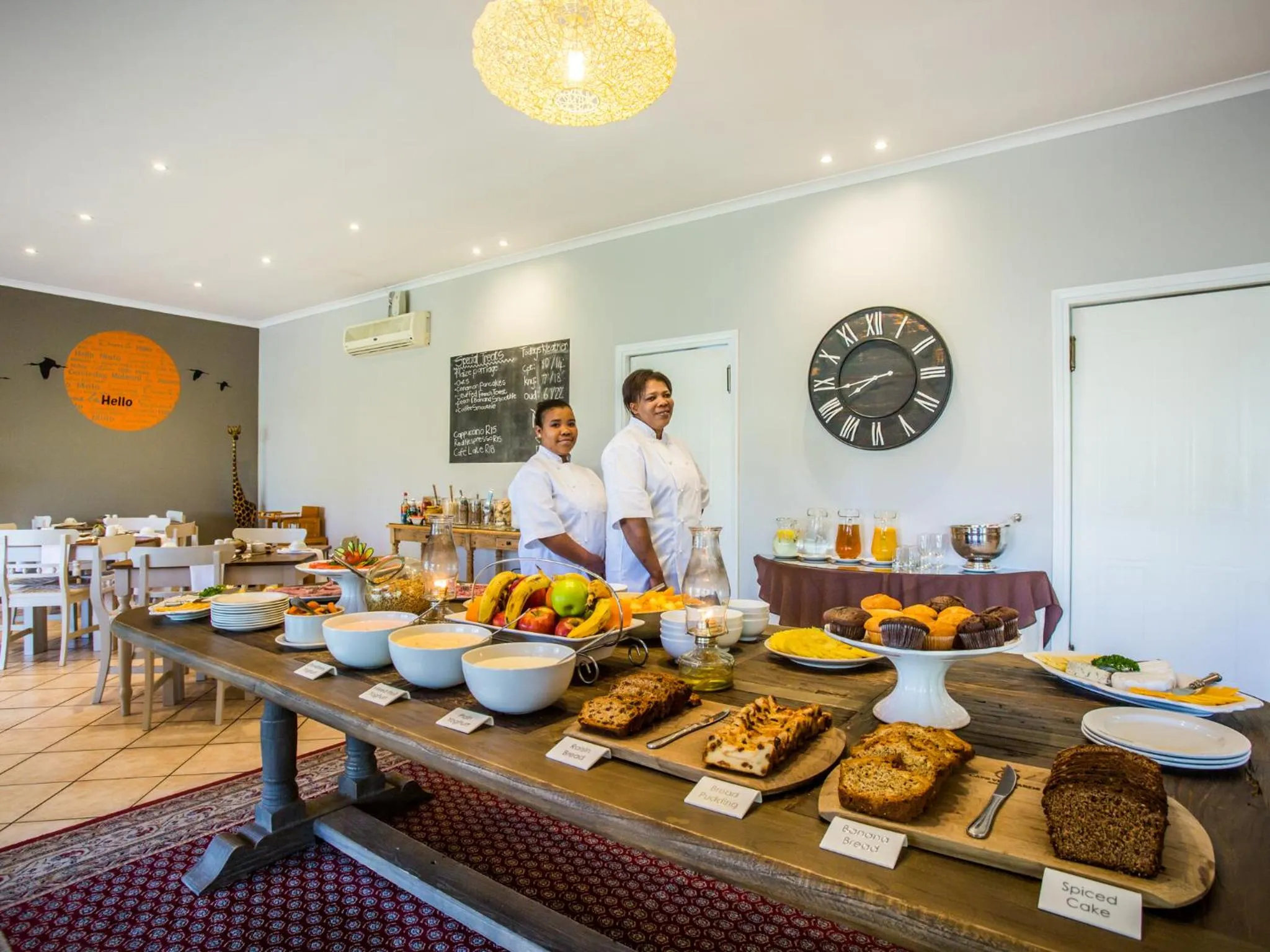 Food in Hlangana Lodge