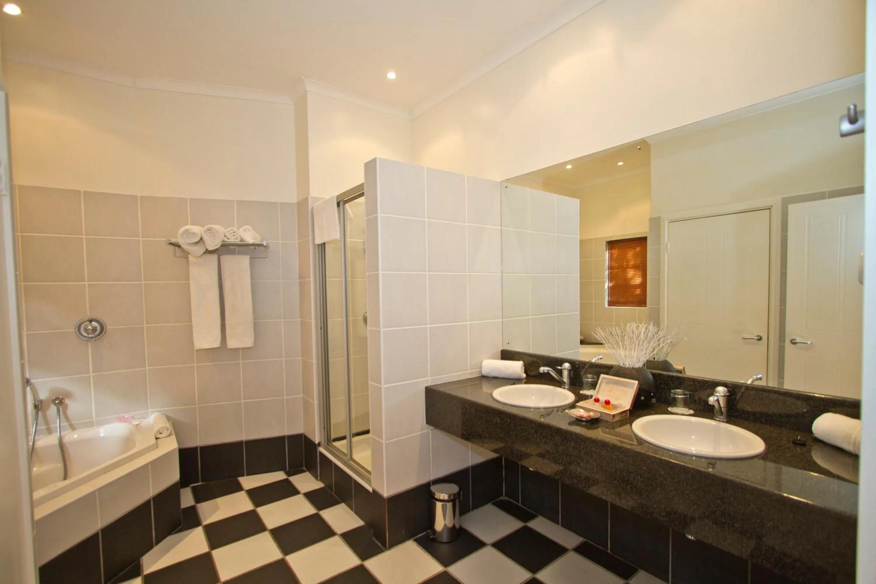 Bathroom in Hlangana Lodge