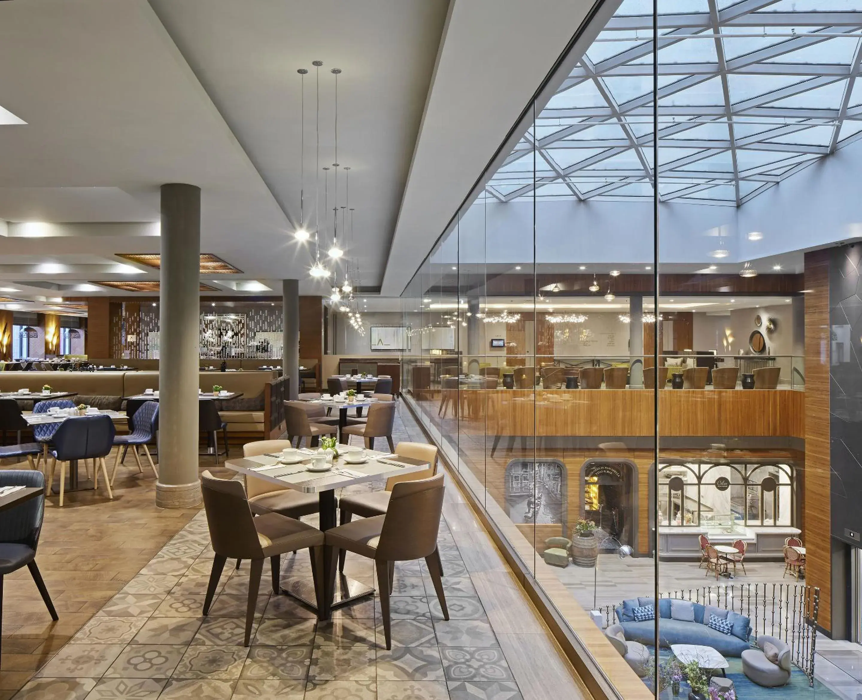 Restaurant/places to eat in TITANIC Chaussee Berlin Restaurant/places to eat in TITANIC Chaussee Berlin