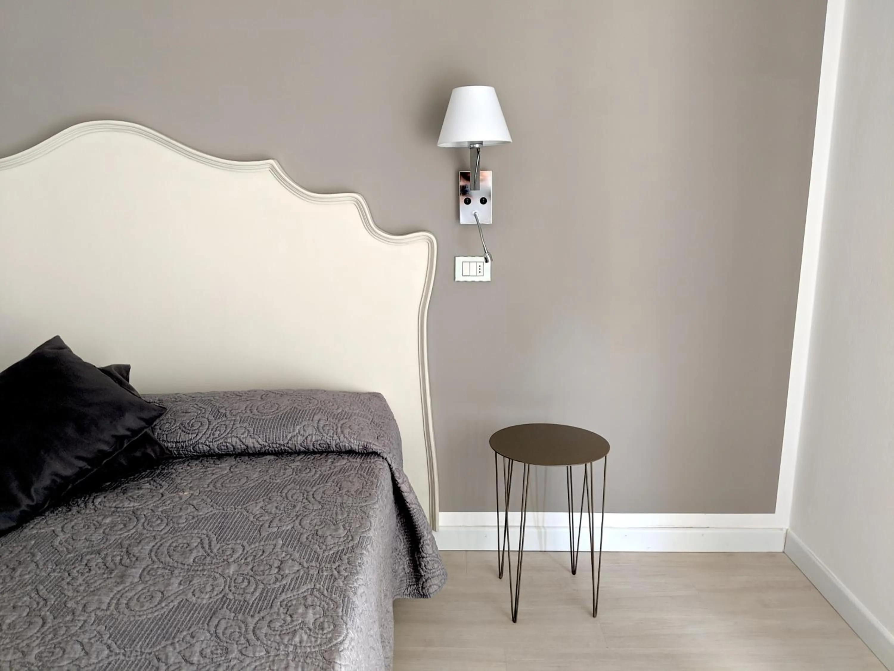 Bed in Hotel Piccolo Mondo