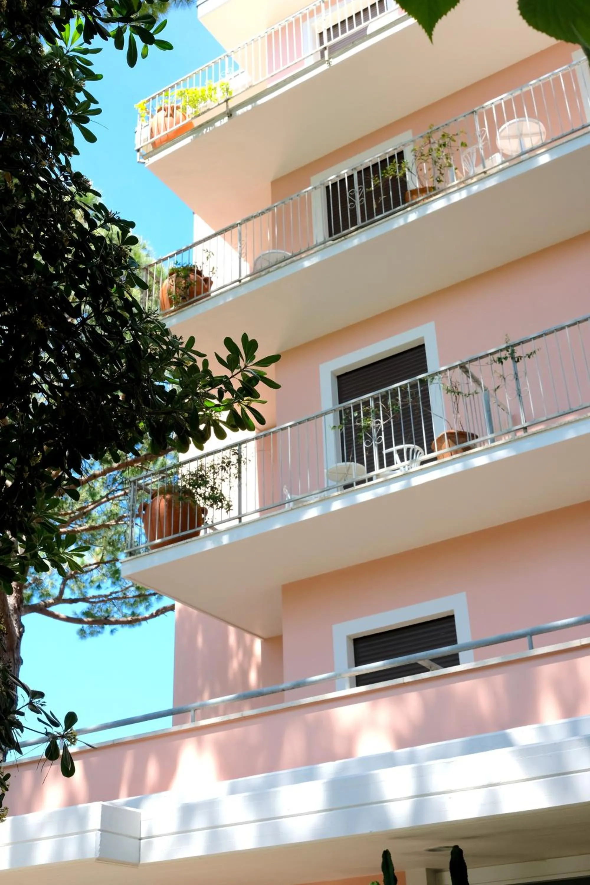 Property building in Hotel Piccolo Mondo