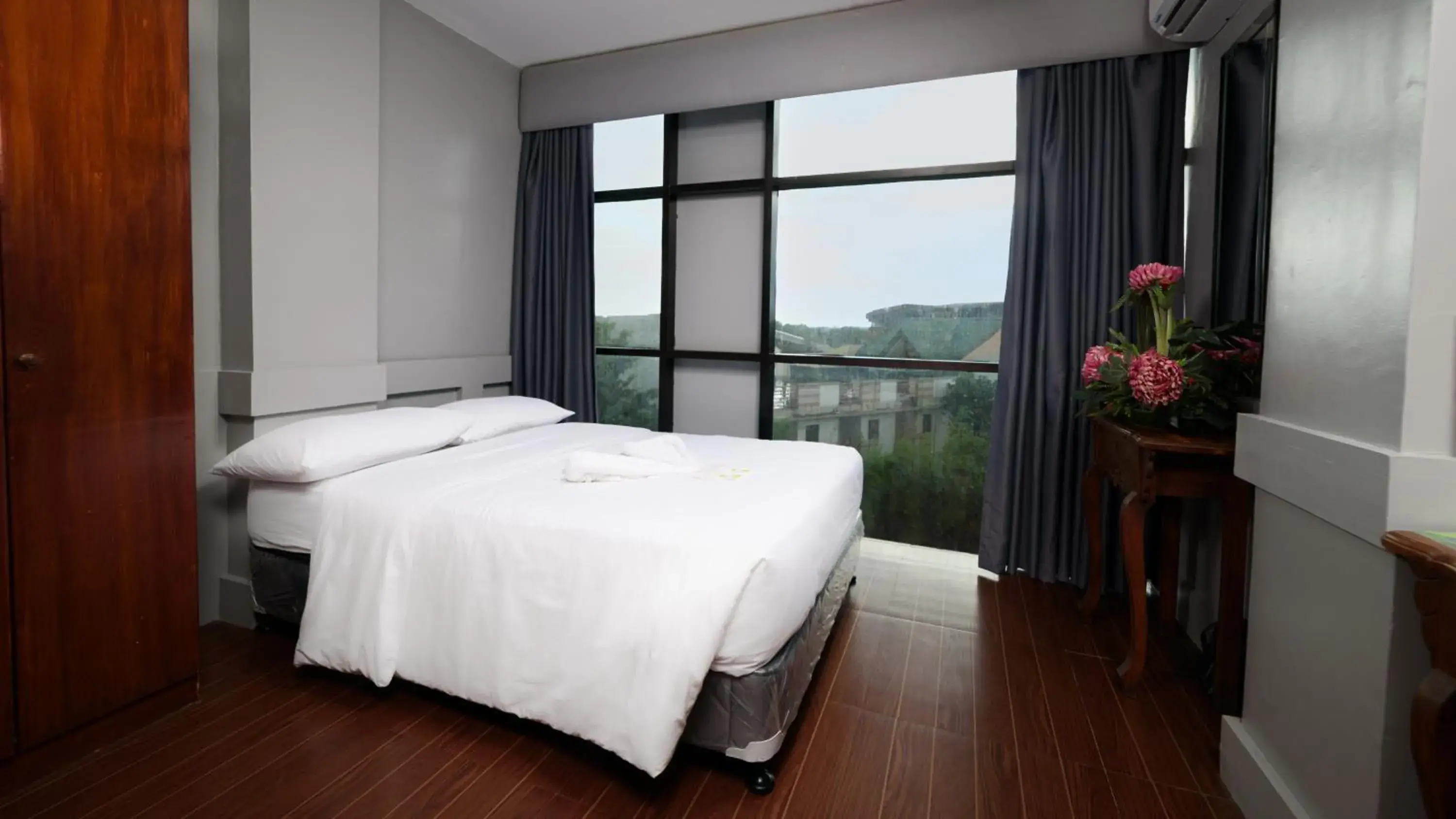 Deluxe Double Room in REYNAS THE HAVEN and GARDENS Deluxe Double Room in REYNAS THE HAVEN and GARDENS