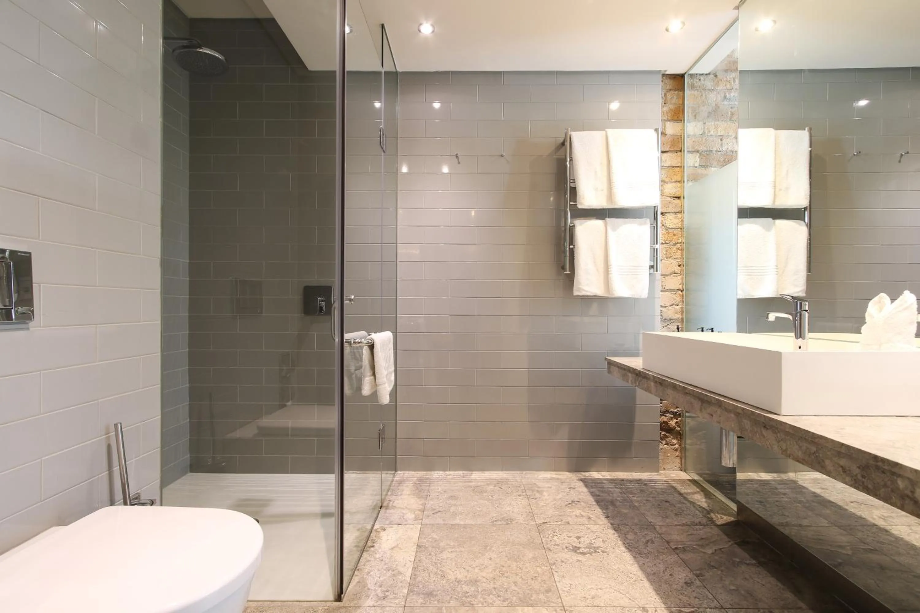 Bathroom in Oude Werf Hotel