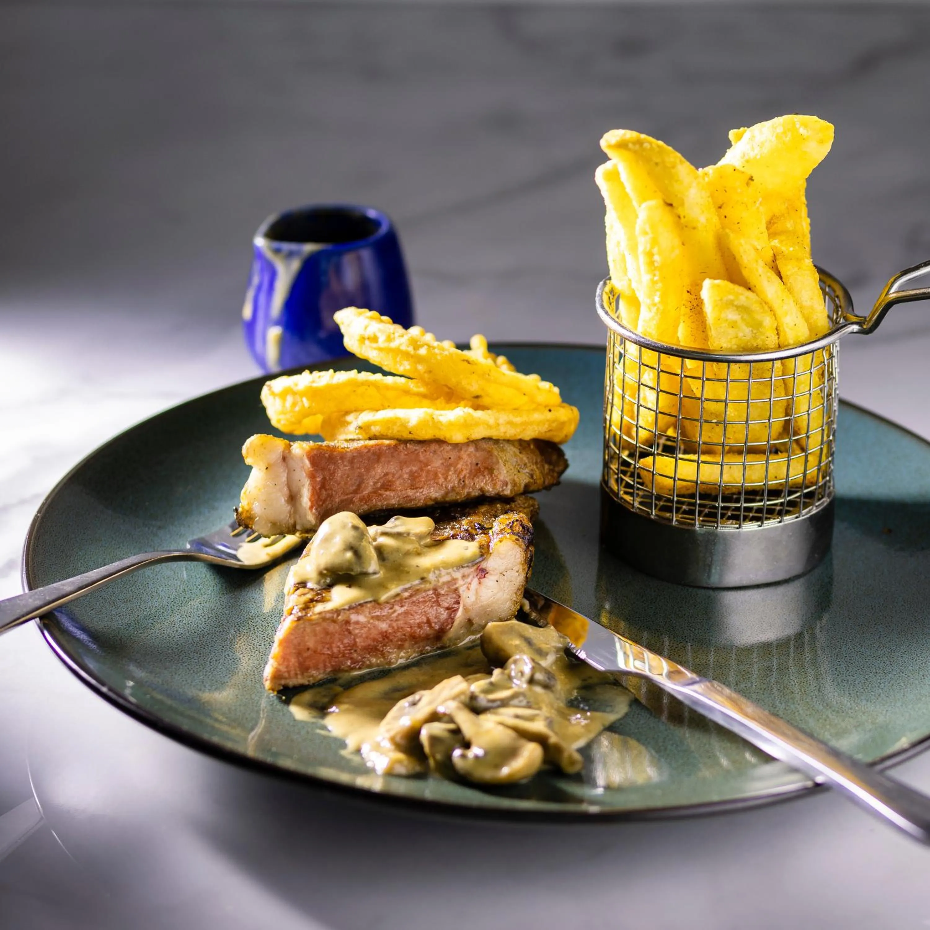 Restaurant/places to eat in Oude Werf Hotel