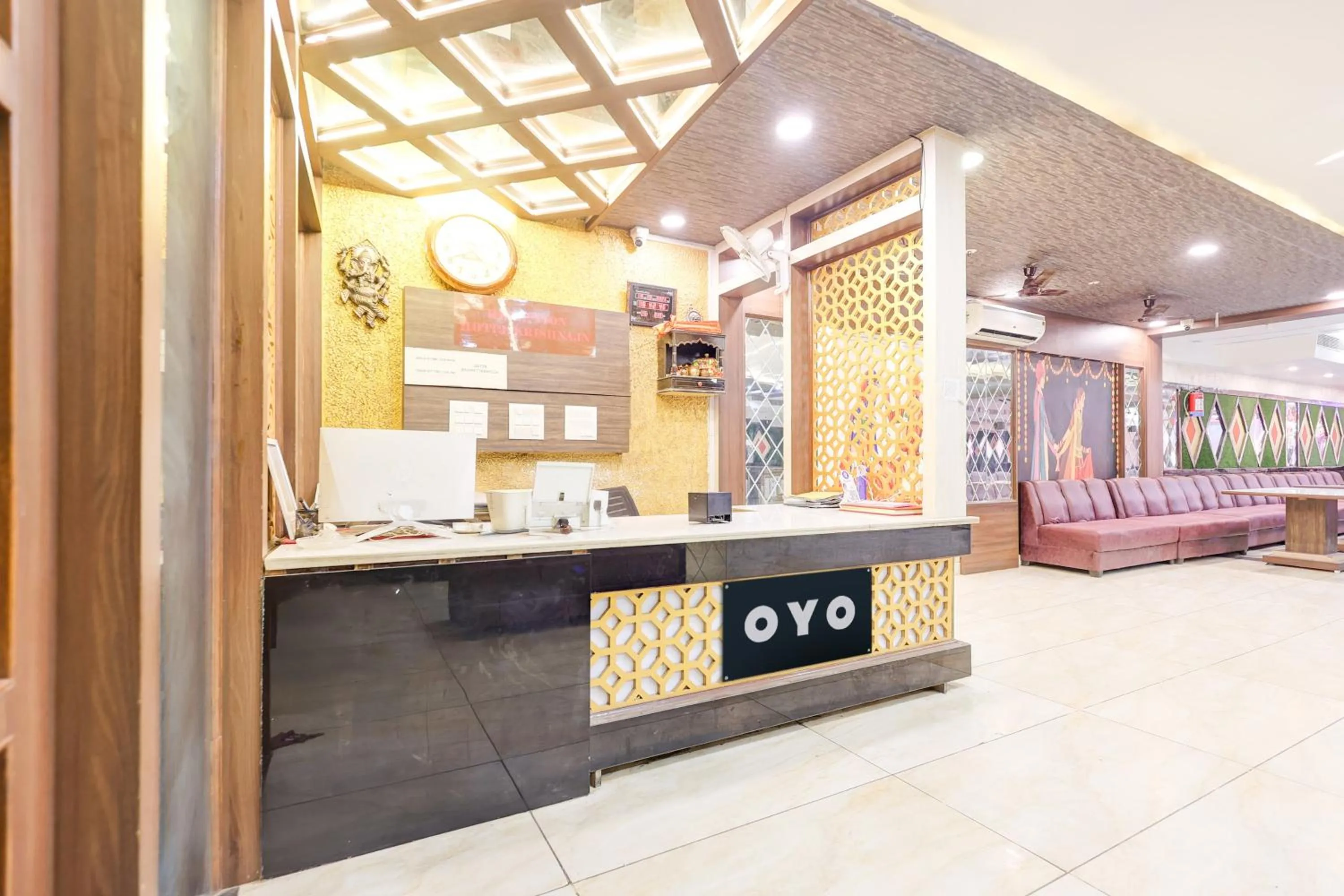 Lobby or reception in Hotel O Krishna Inn