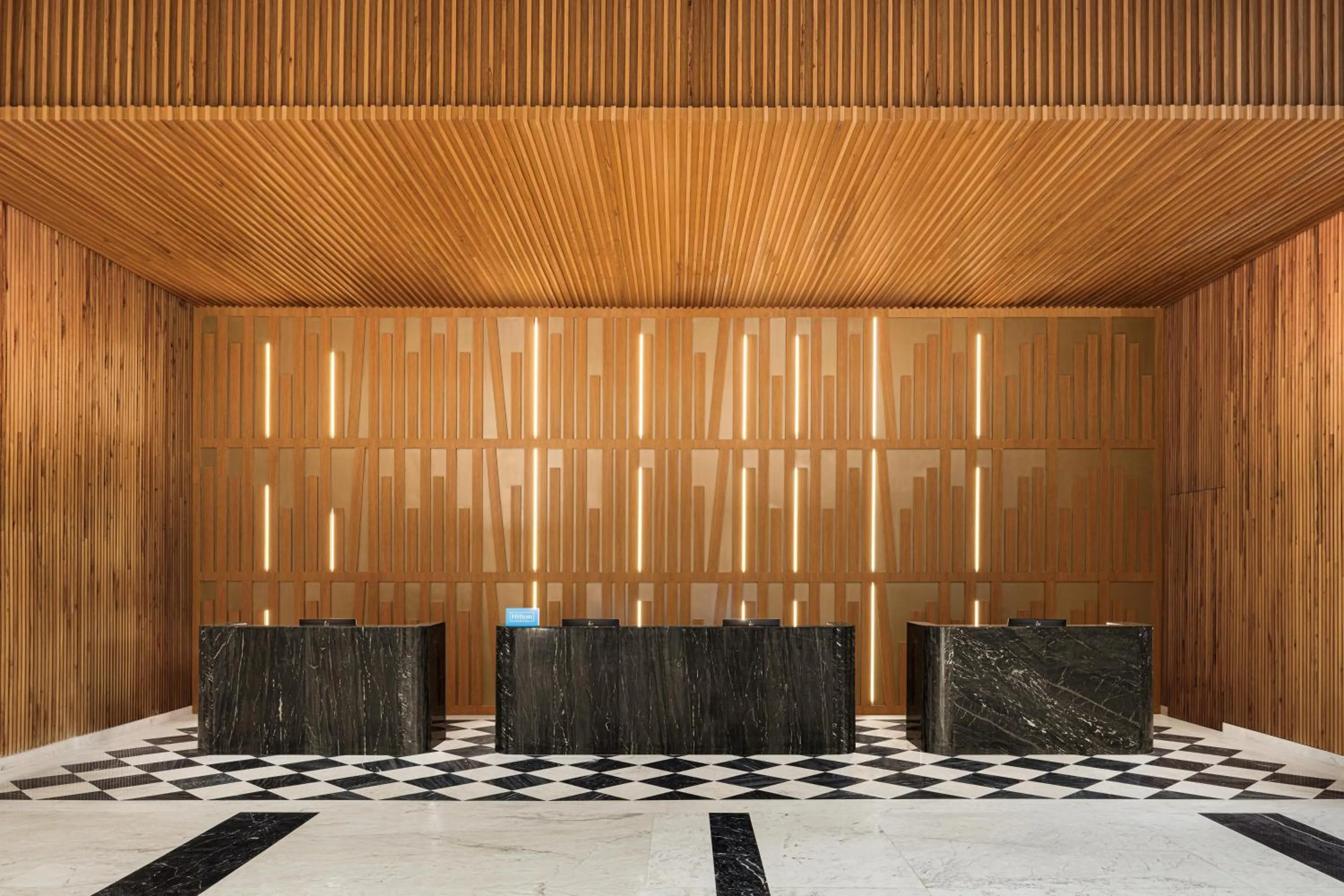 Lobby or reception in Doubletree By Hilton Bengaluru Airport