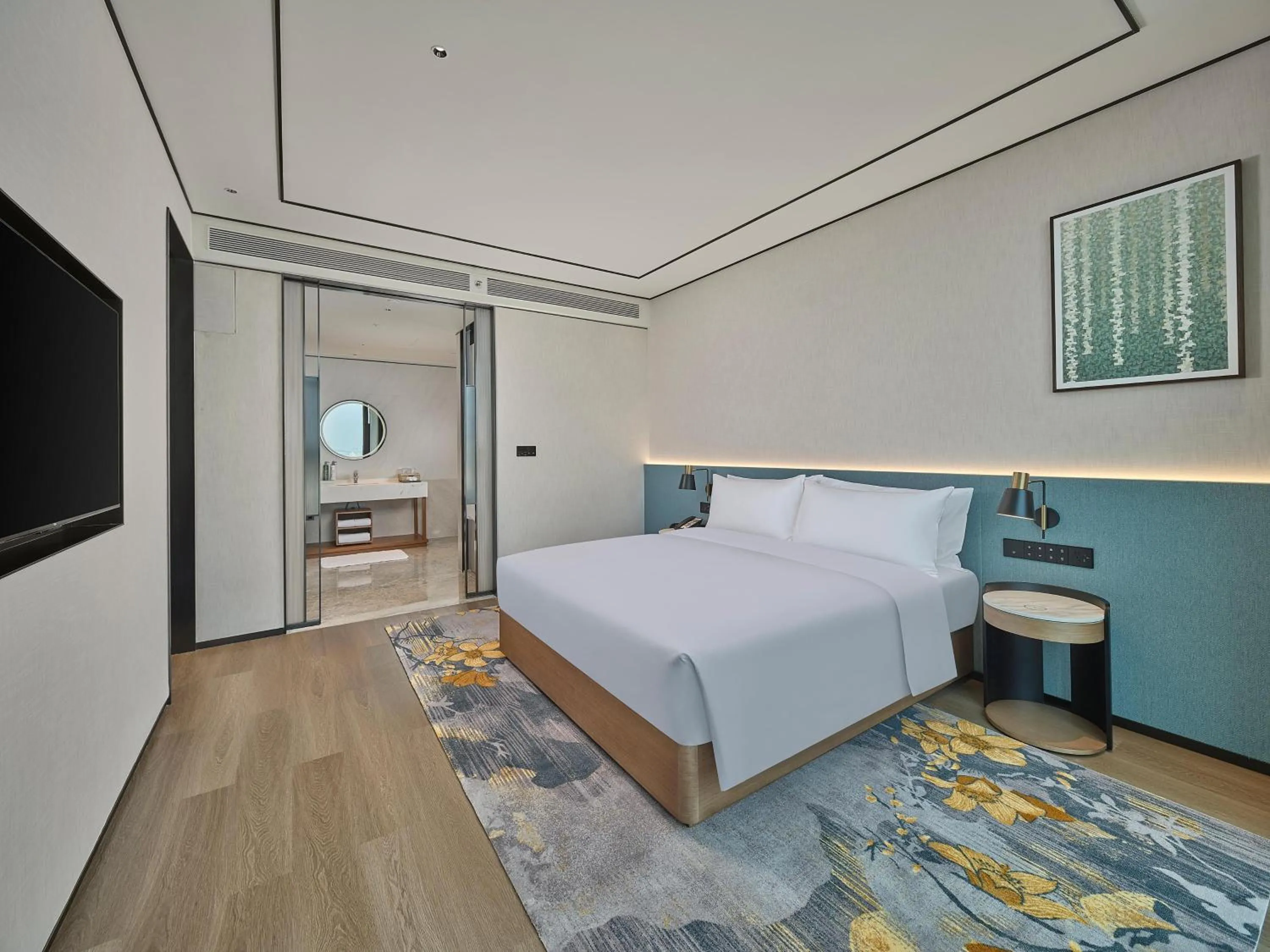 Bed in Hilton Garden Inn Guangzhou Baiyun Airport