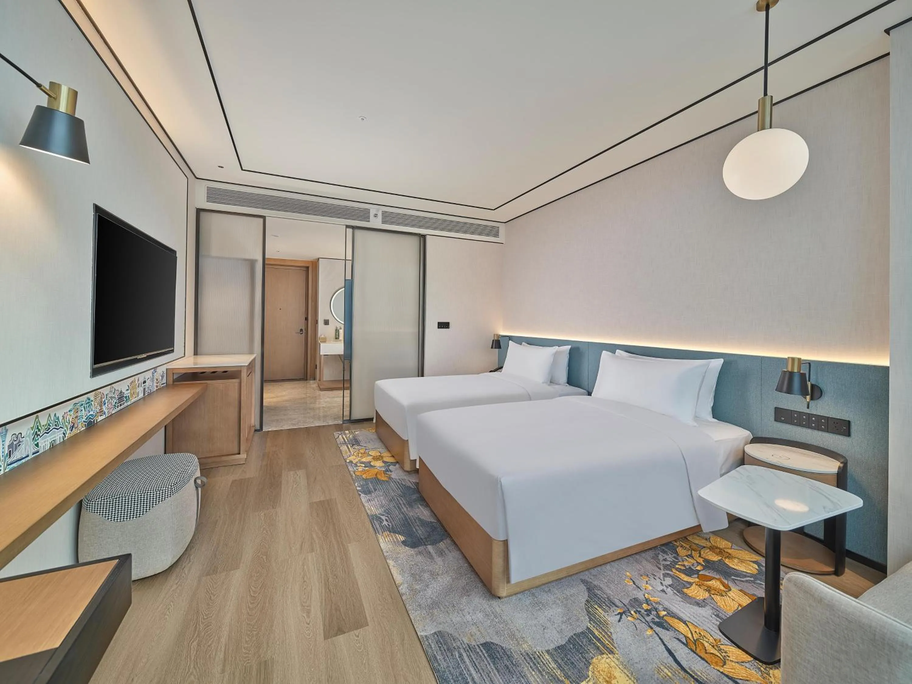 Bed in Hilton Garden Inn Guangzhou Baiyun Airport