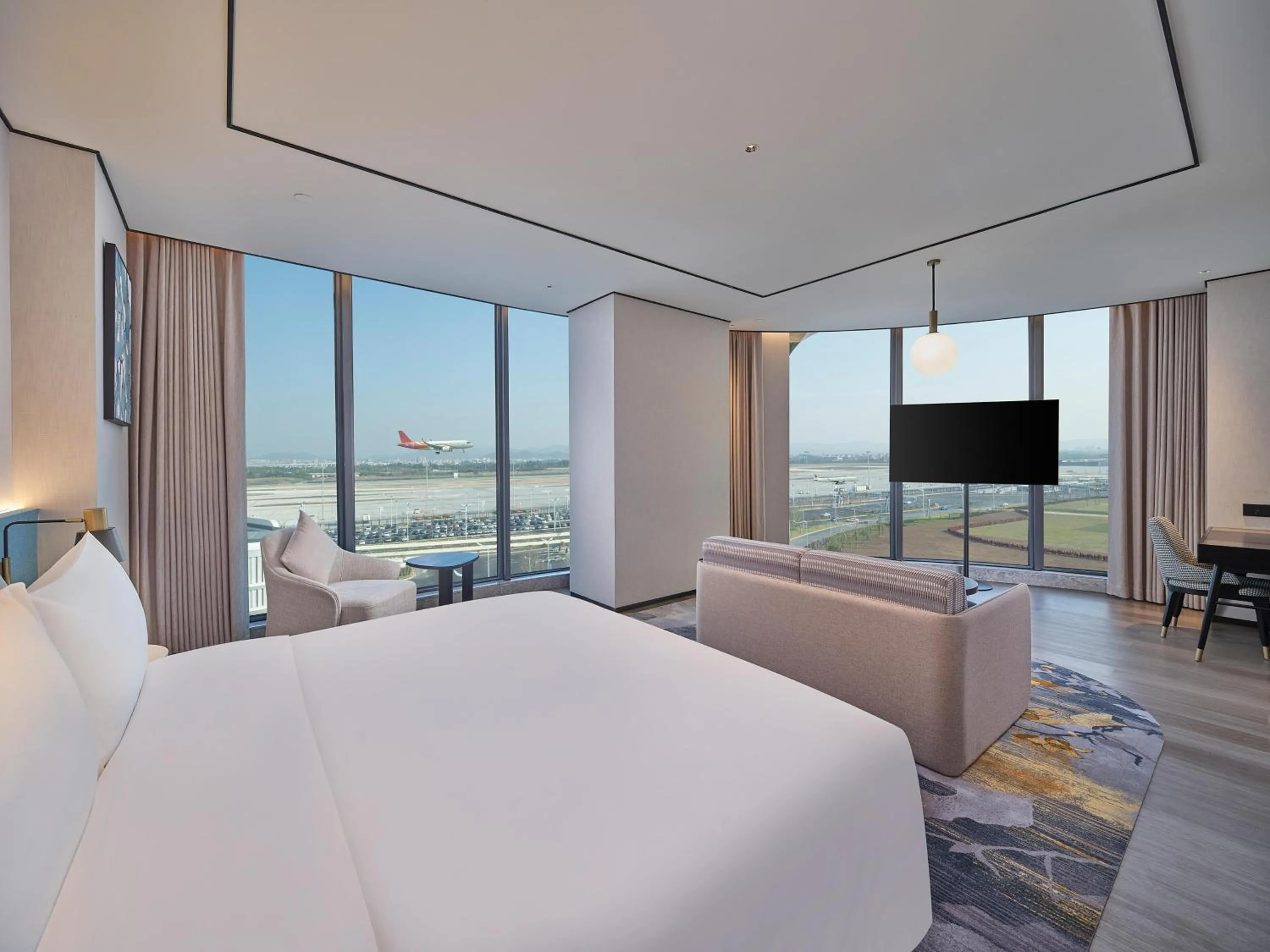 Bed in Hilton Garden Inn Guangzhou Baiyun Airport