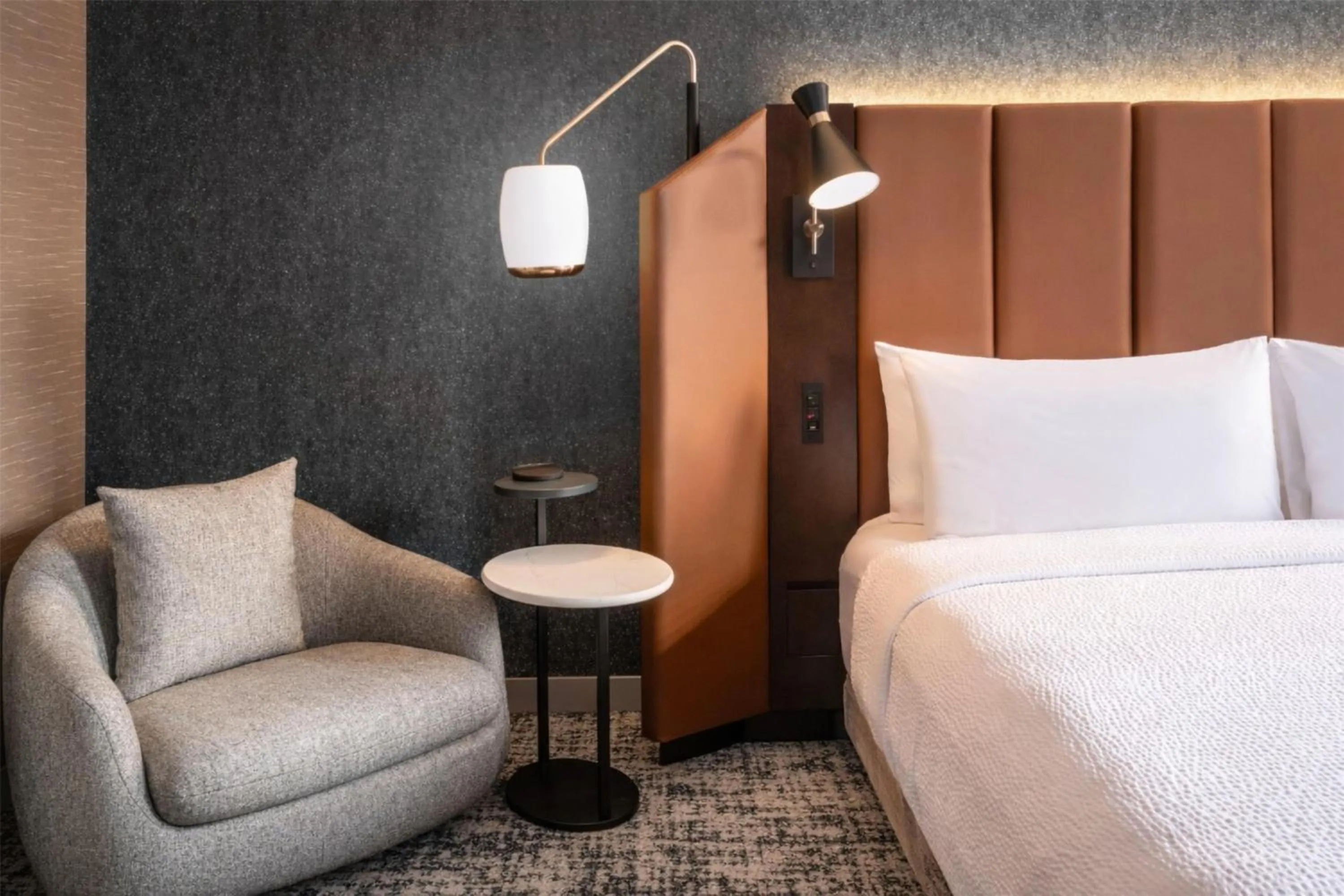 Living room, Bed in Tempo By Hilton Washington Dc Downtown