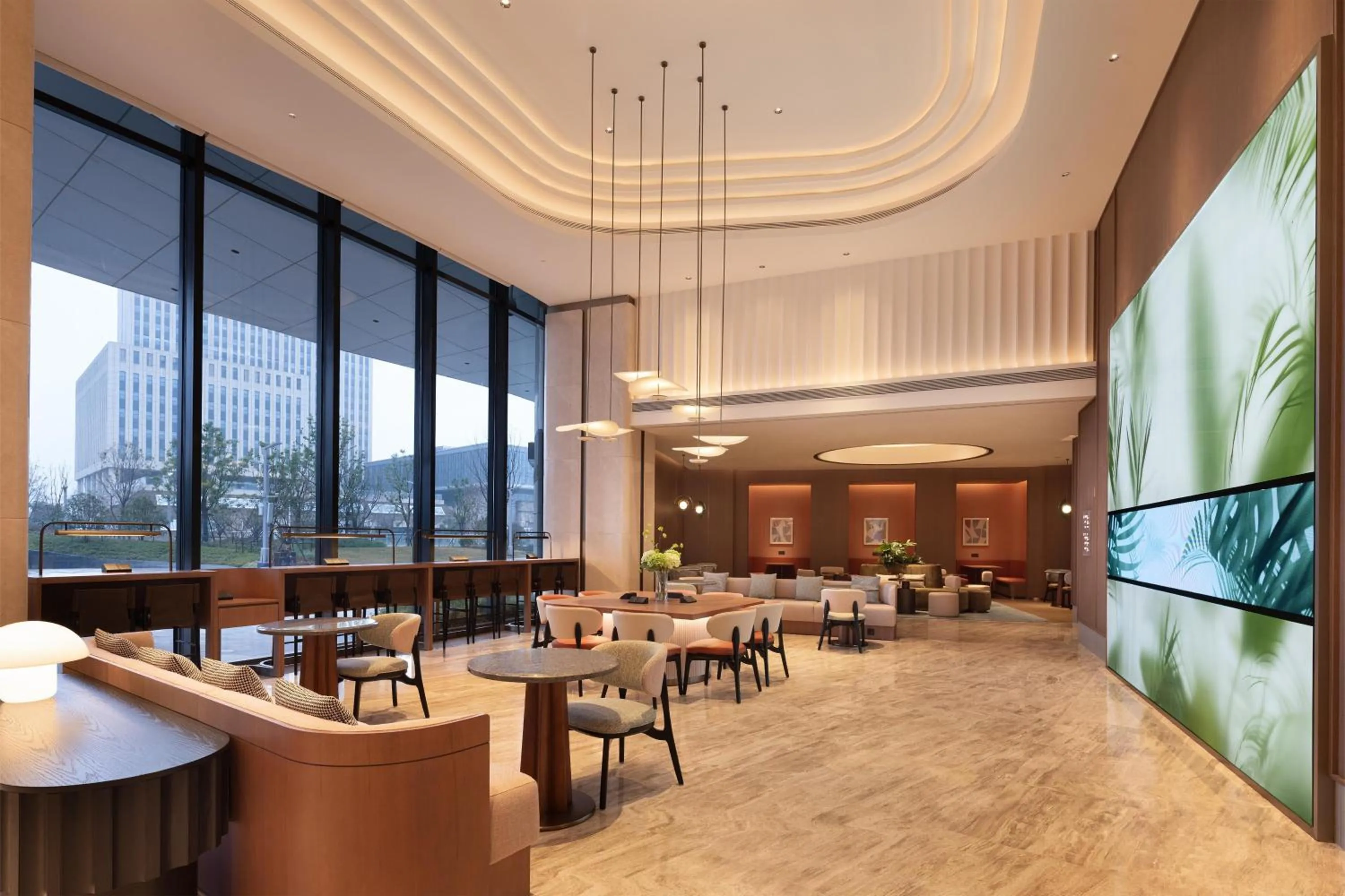 Lobby or reception in Hilton Garden Inn Huangshi Dinosaur Wonderland