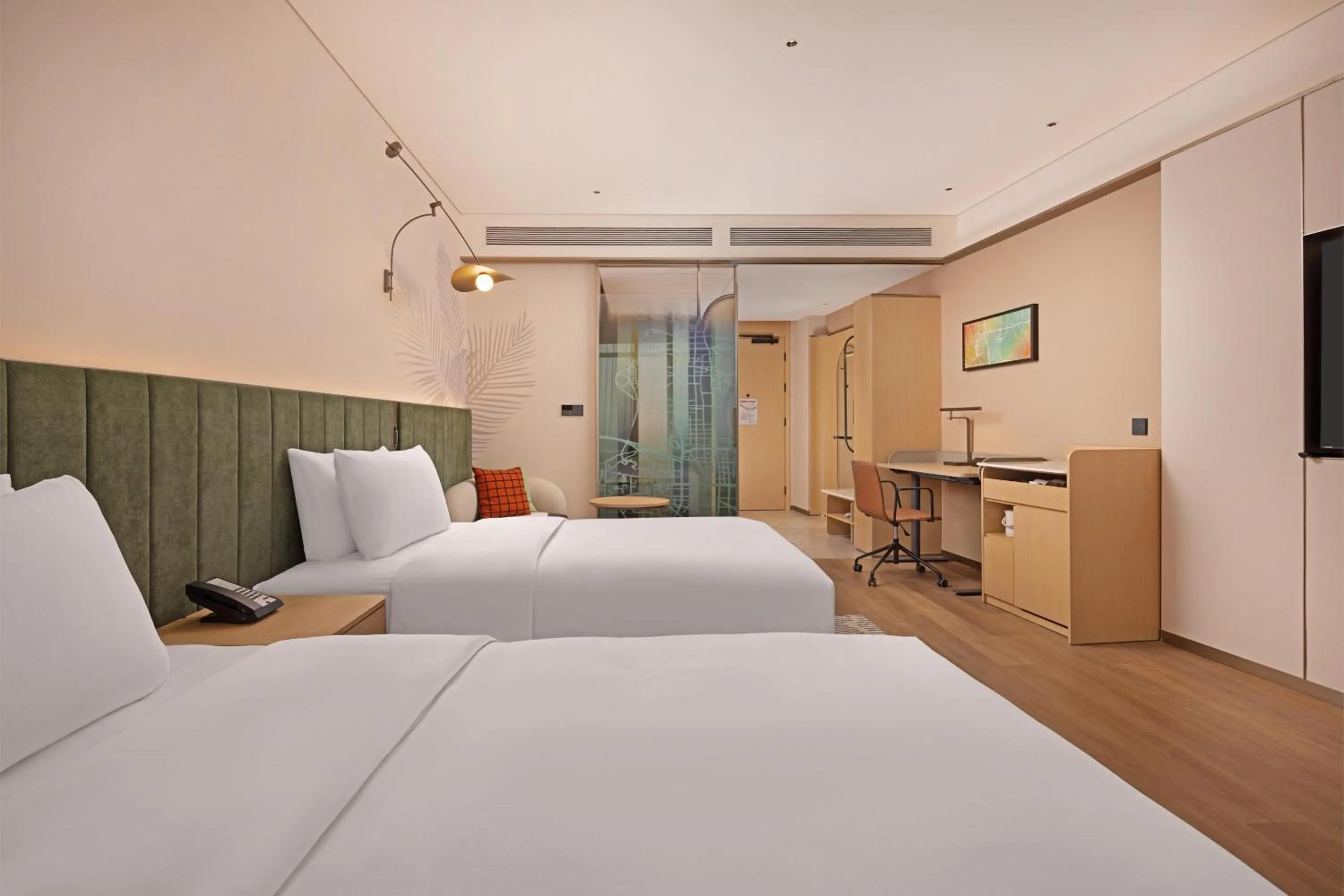 Bed in Hilton Garden Inn Huangshi Dinosaur Wonderland