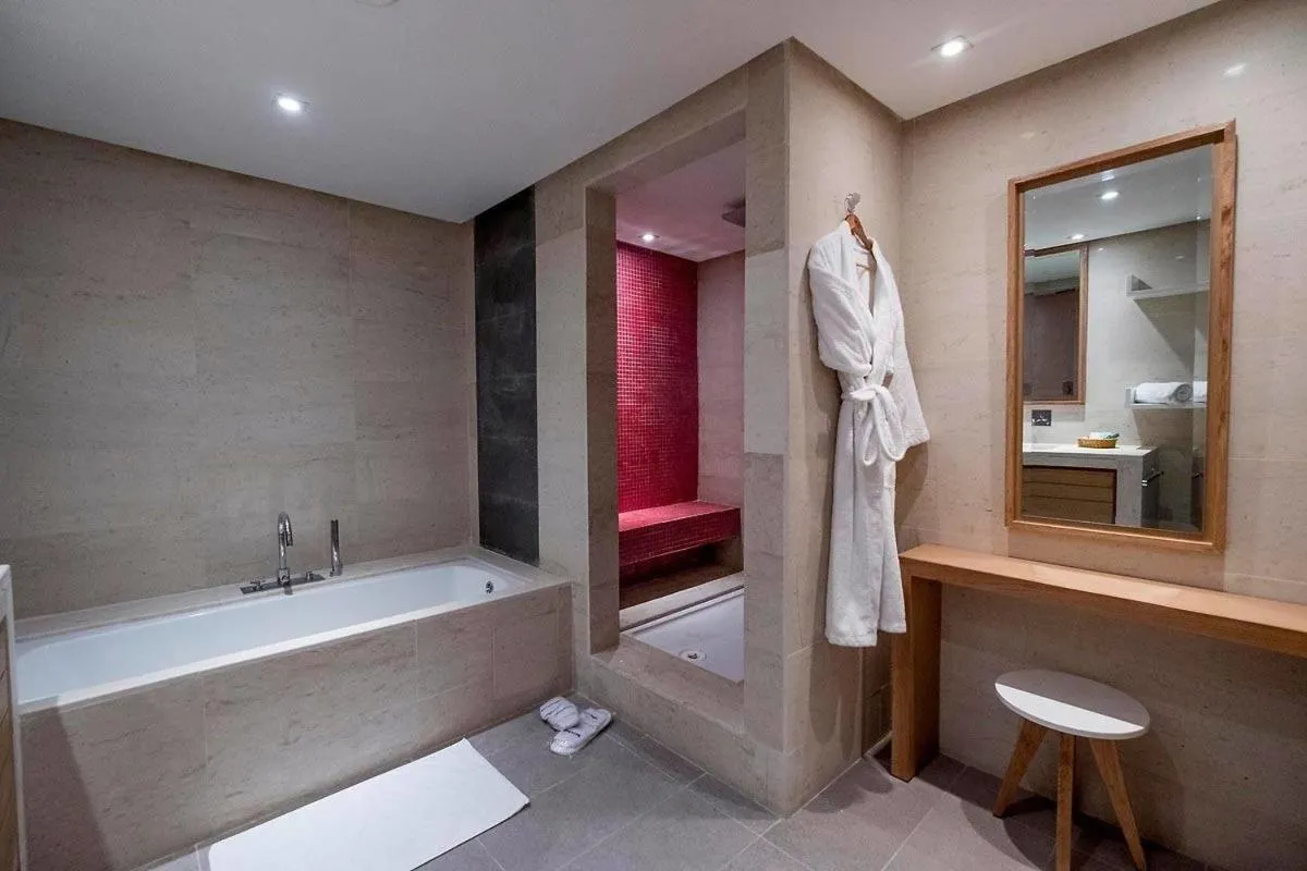 Bathroom in Les Orangers Garden Villas and Bungalows Ultra All inclusive