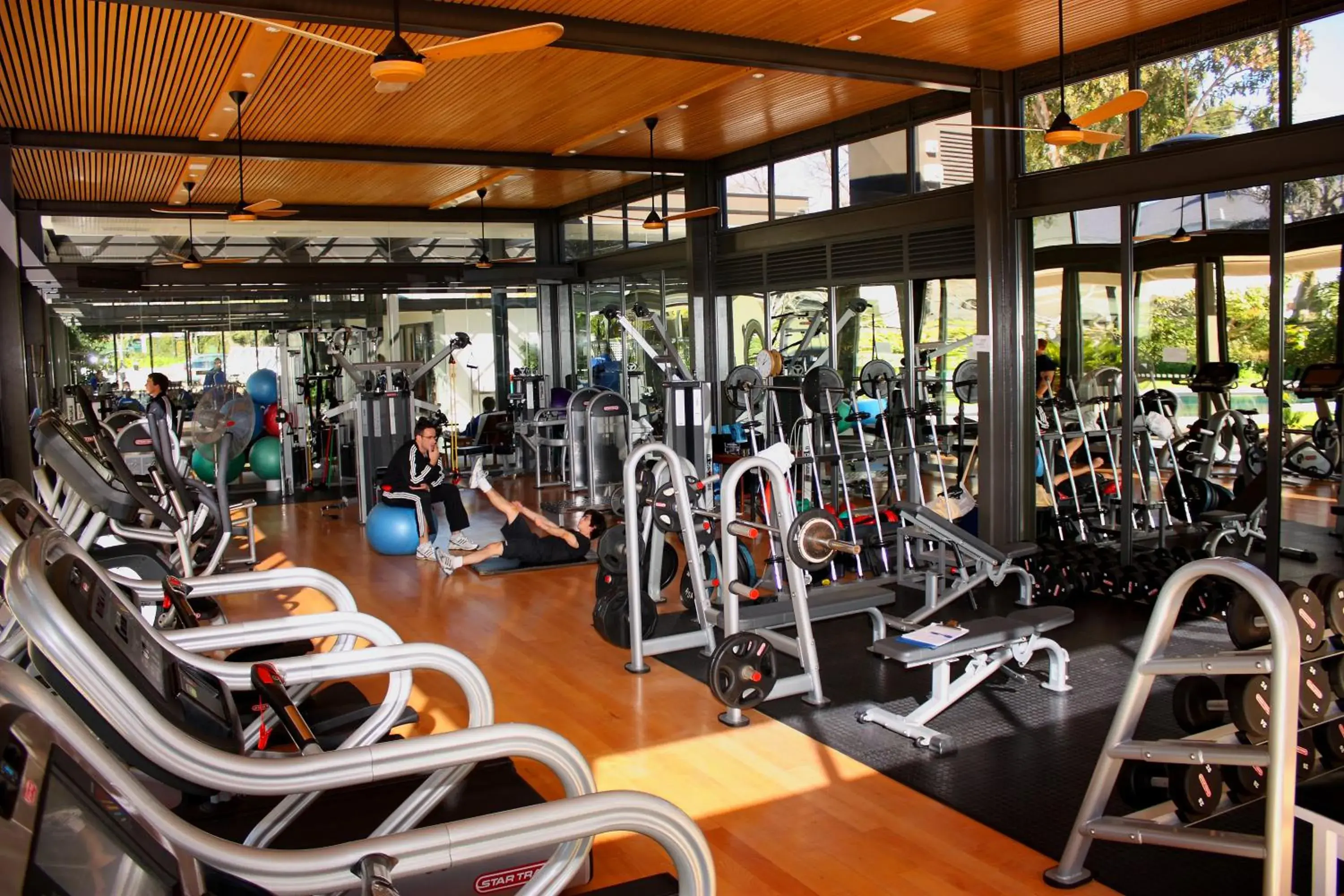 Fitness centre/facilities in Vineyard Hotel Fitness centre/facilities in Vineyard Hotel