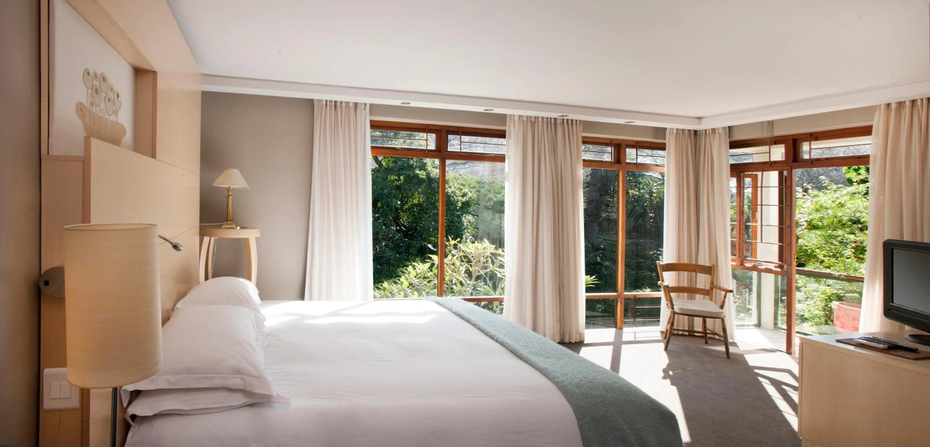 Bed in Vineyard Hotel