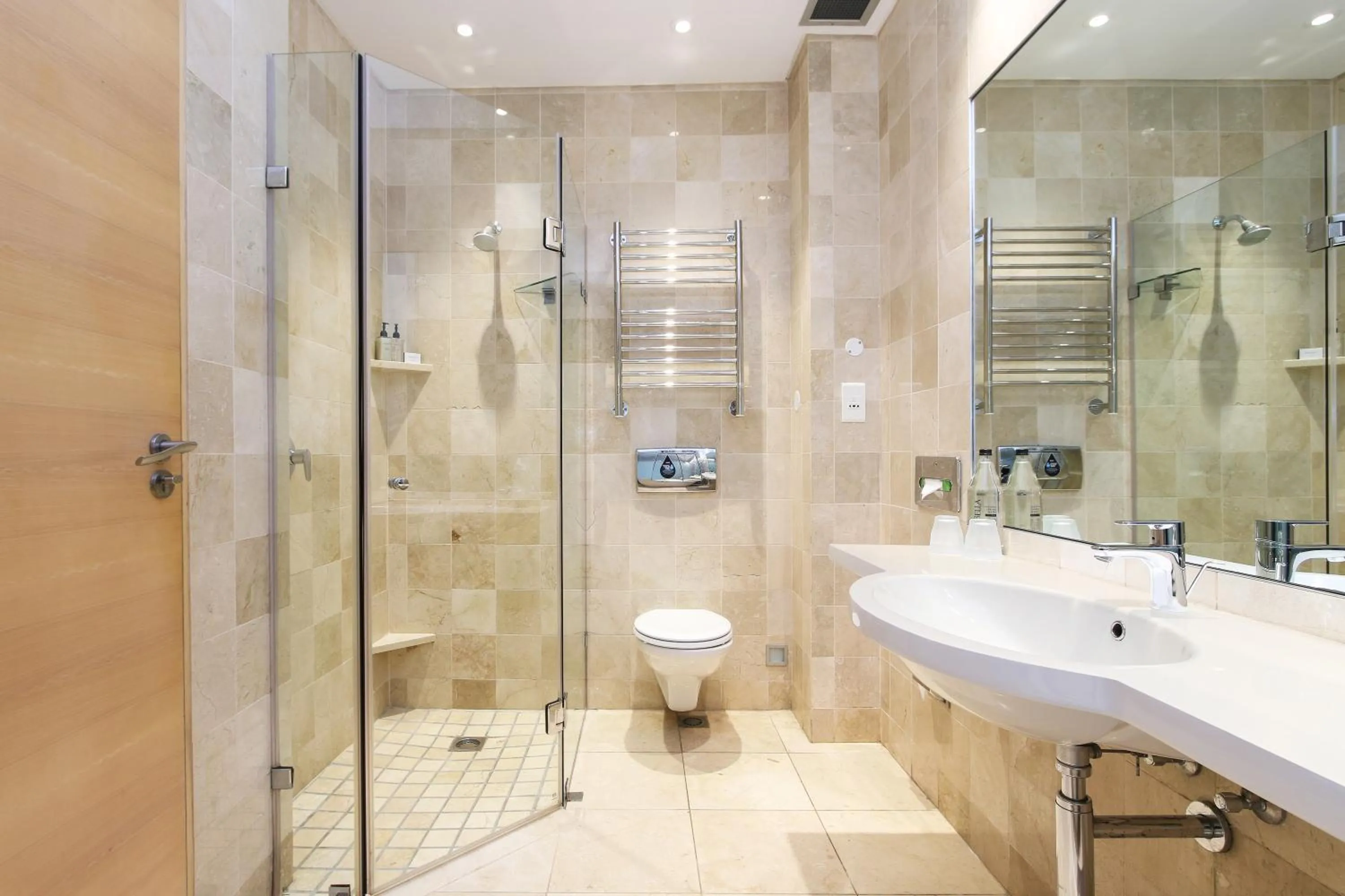 Bathroom in Vineyard Hotel