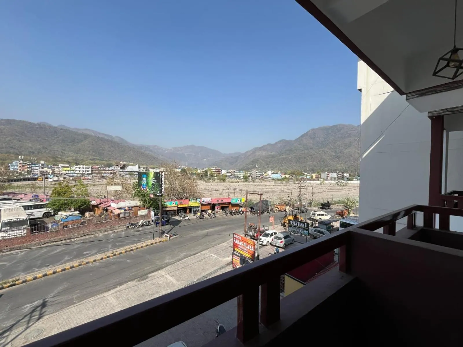 Hotel Paras Plaza