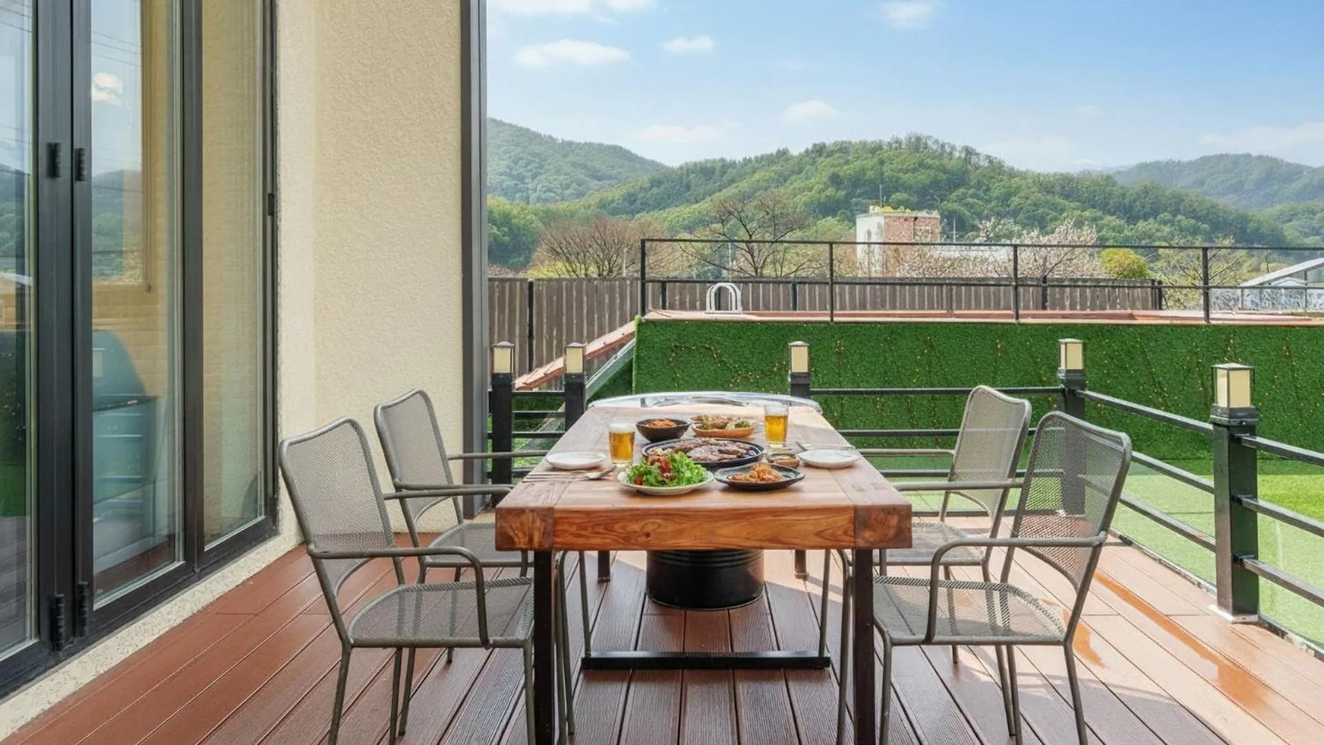 Property building in Gangchon Baile Village Pension