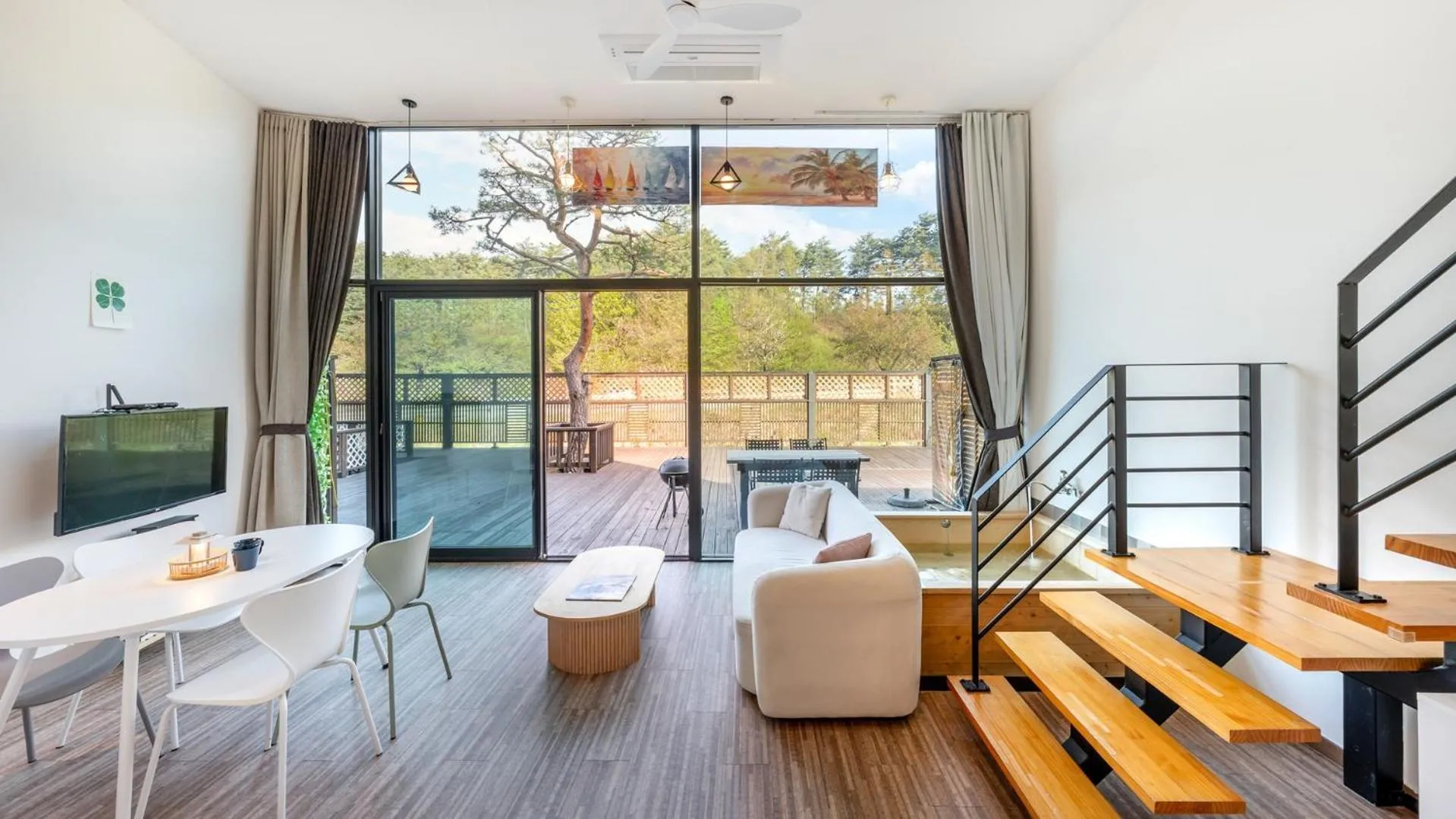 Property building in Gangneung Awesome Pension