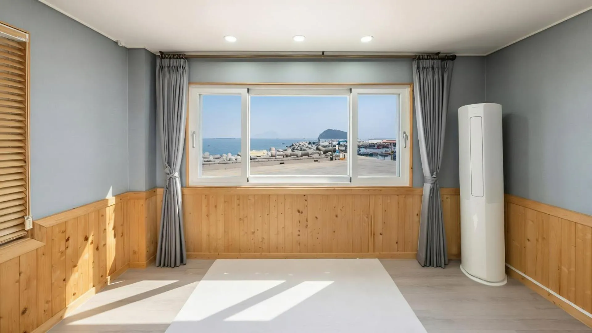 Property building in The Sea Angler's Pension in Namhae