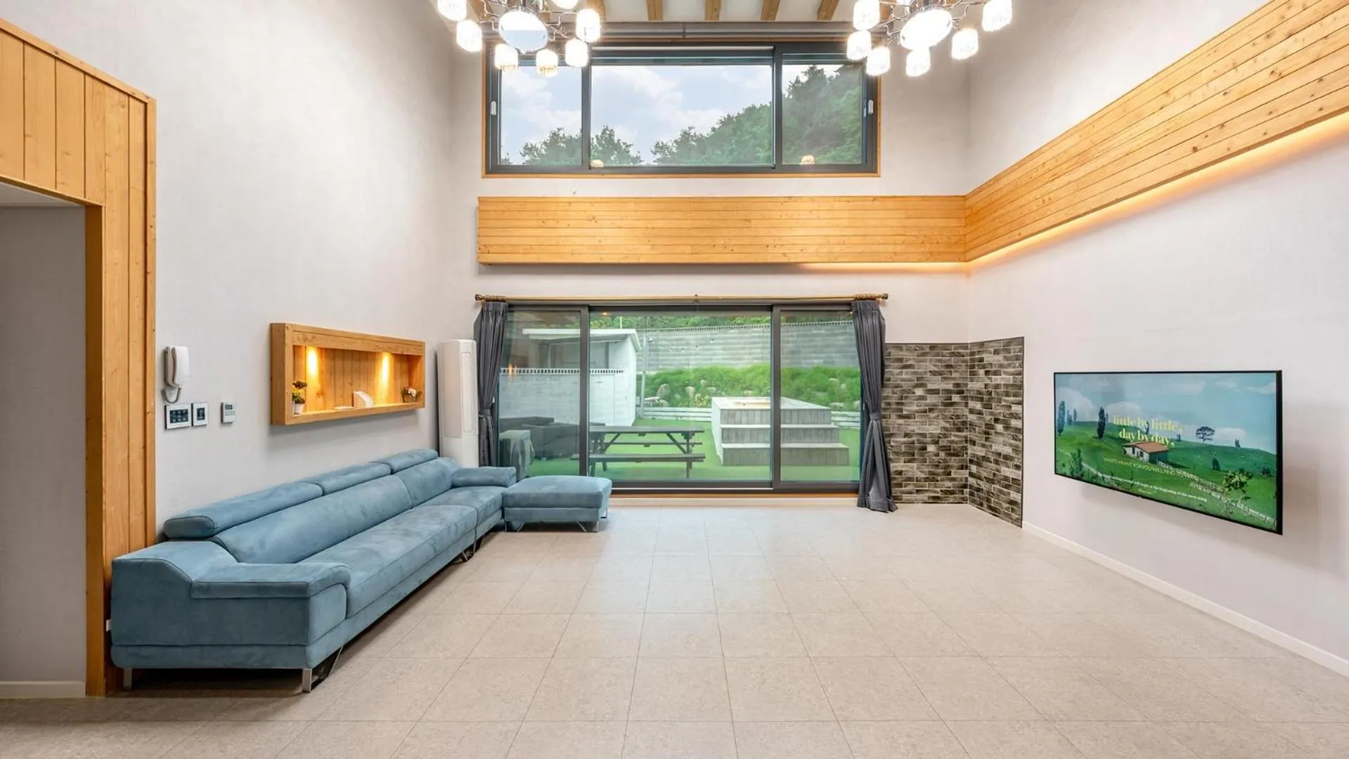 Property building in Gangneung Taurus Pension