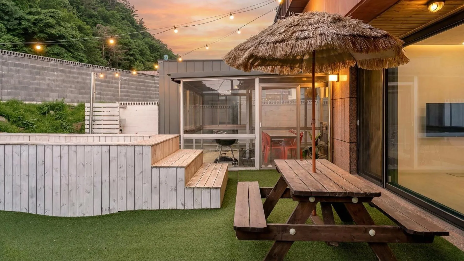 Property building in Gangneung Taurus Pension