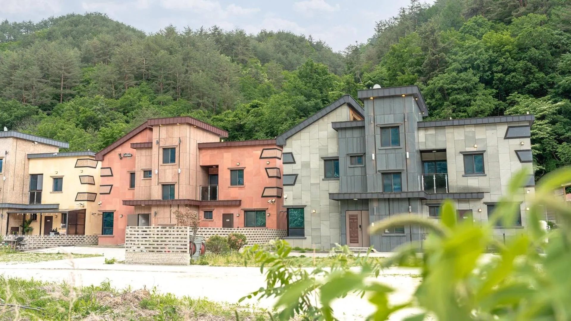 Property building in Gangneung Taurus Pension